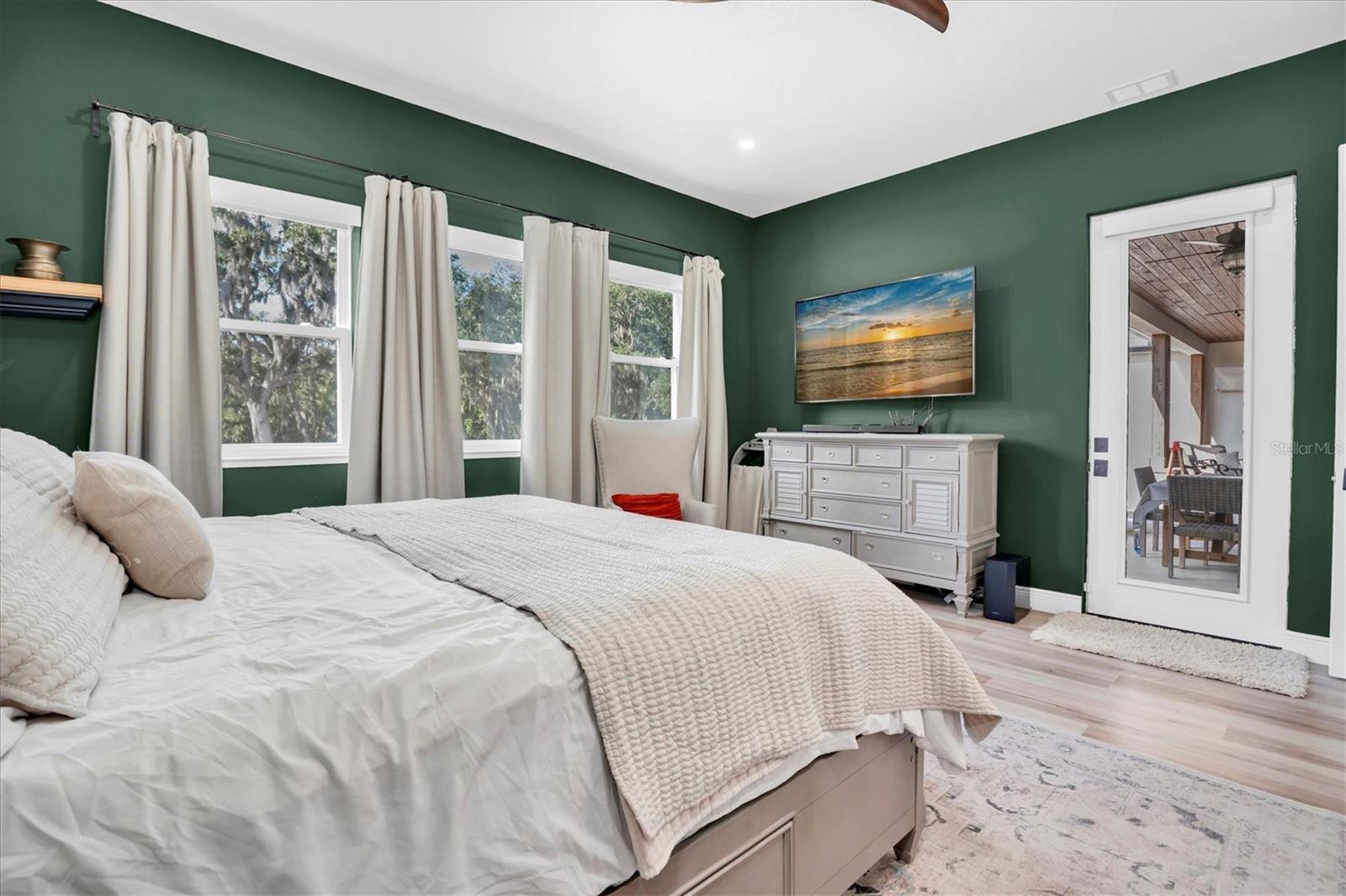 Image 17 of 55 For 1605 Center Road