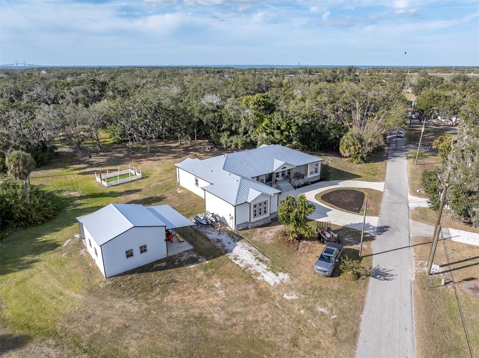 Image 41 of 55 For 1605 Center Road