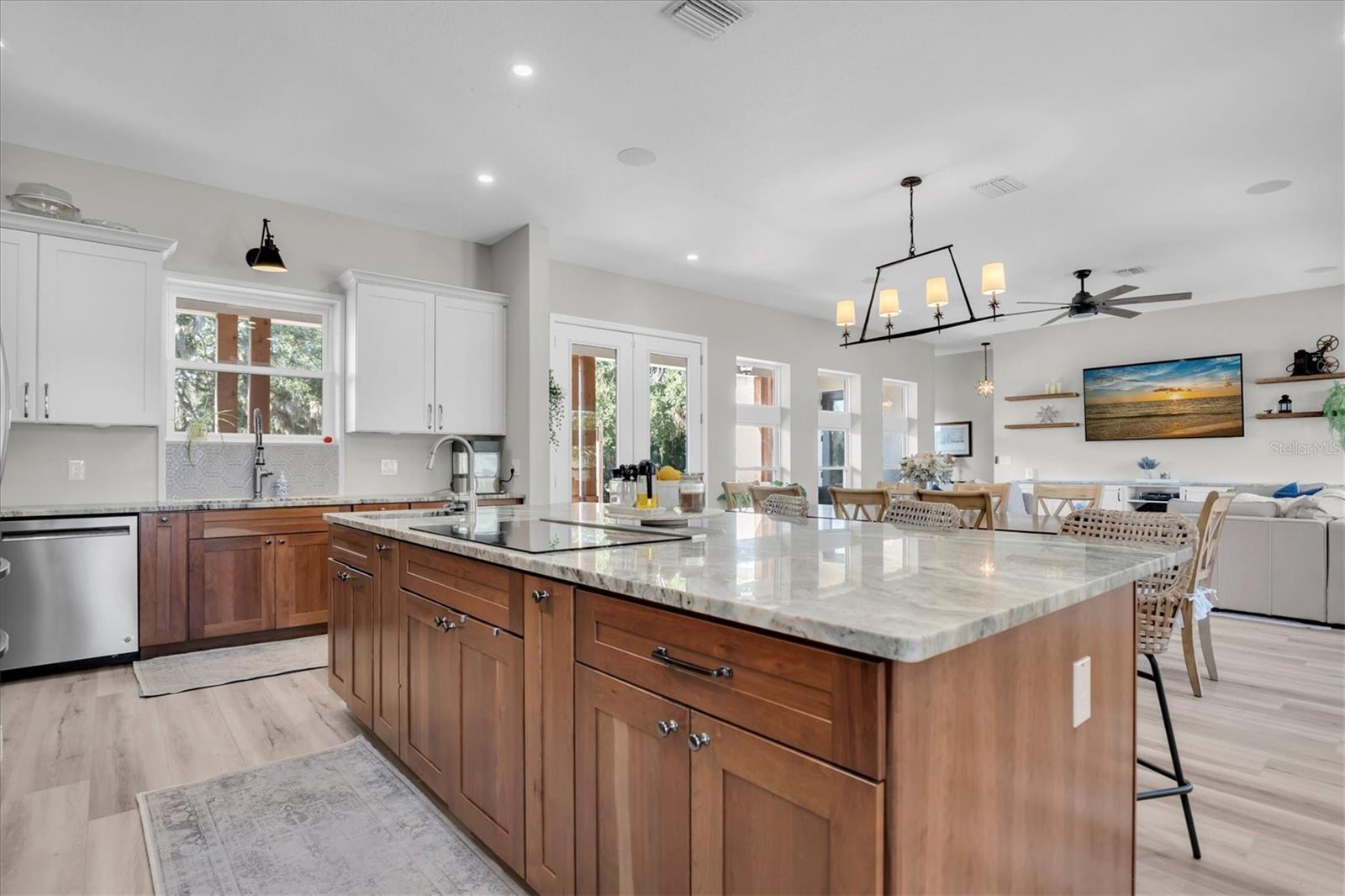 Image 5 of 55 For 1605 Center Road