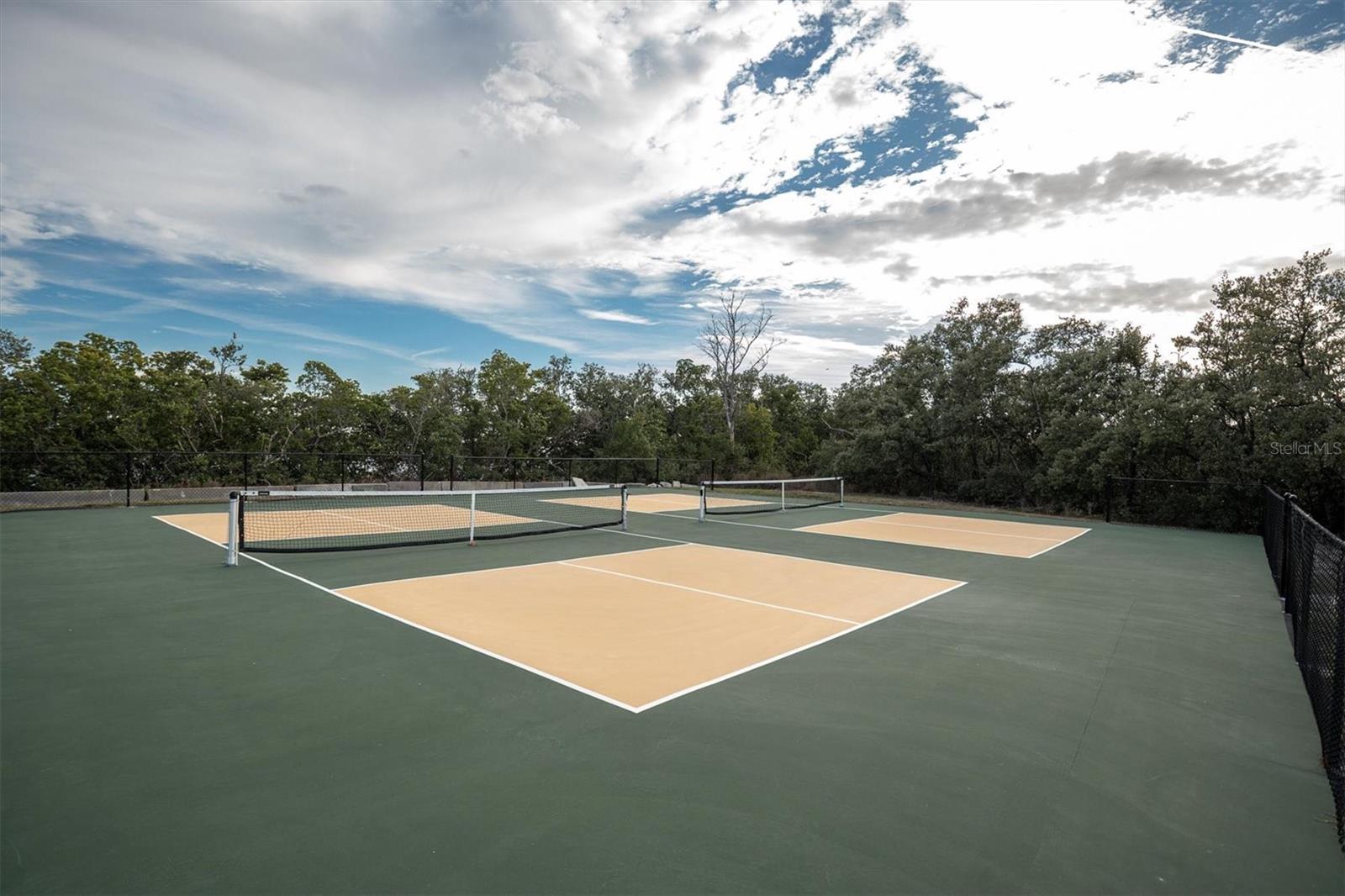 Image 50 of 55 For 1605 Center Road