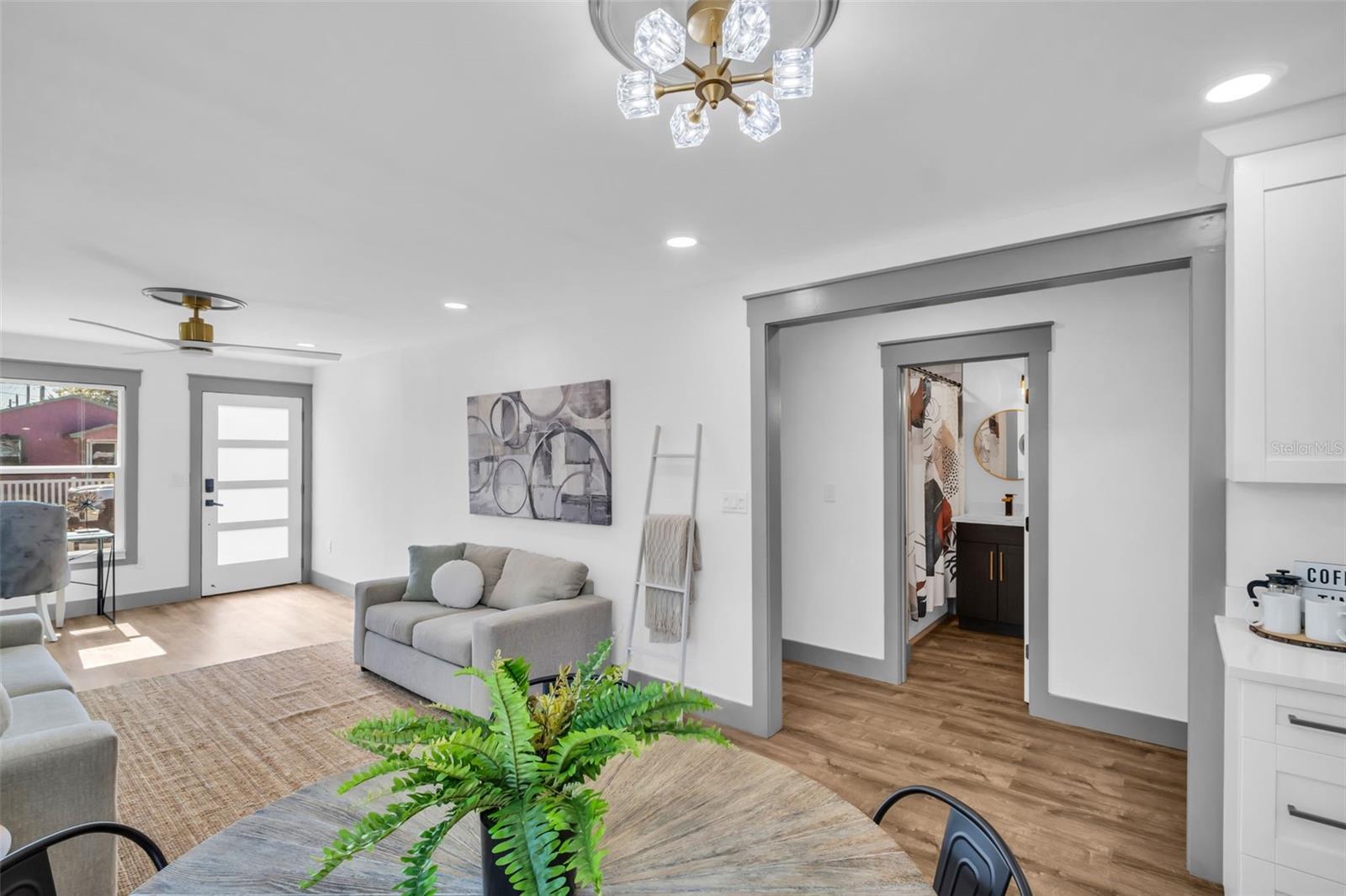 Image 13 of 46 For 4933 Newton Avenue S