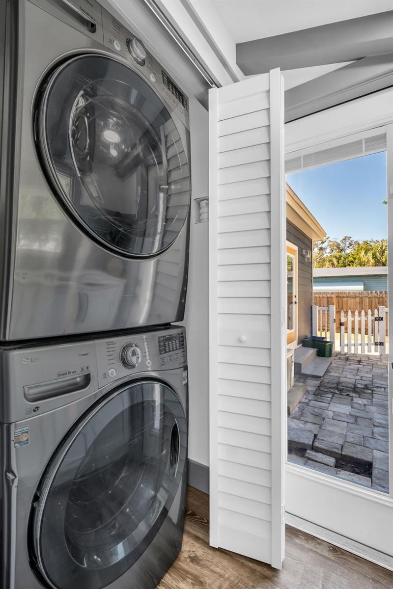 Image 30 of 46 For 4933 Newton Avenue S