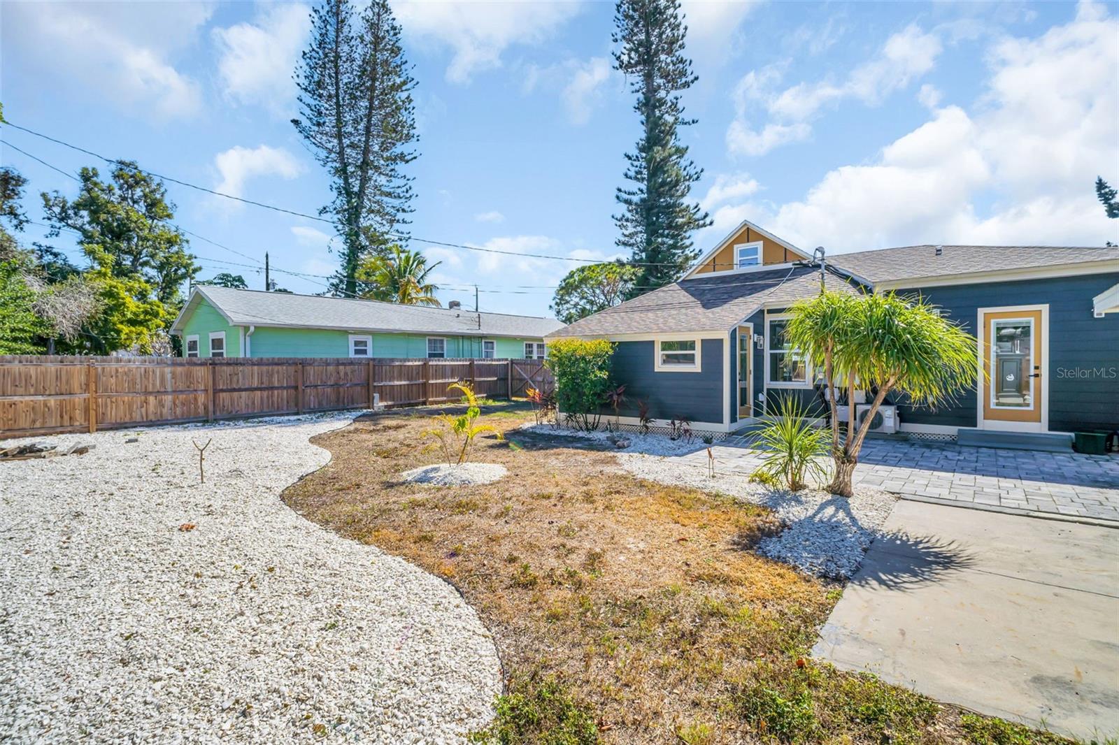 Image 33 of 46 For 4933 Newton Avenue S