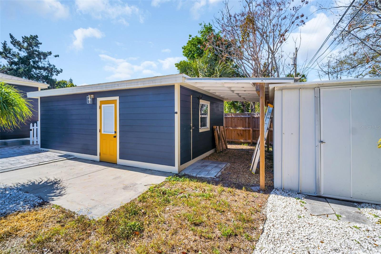 Image 37 of 46 For 4933 Newton Avenue S