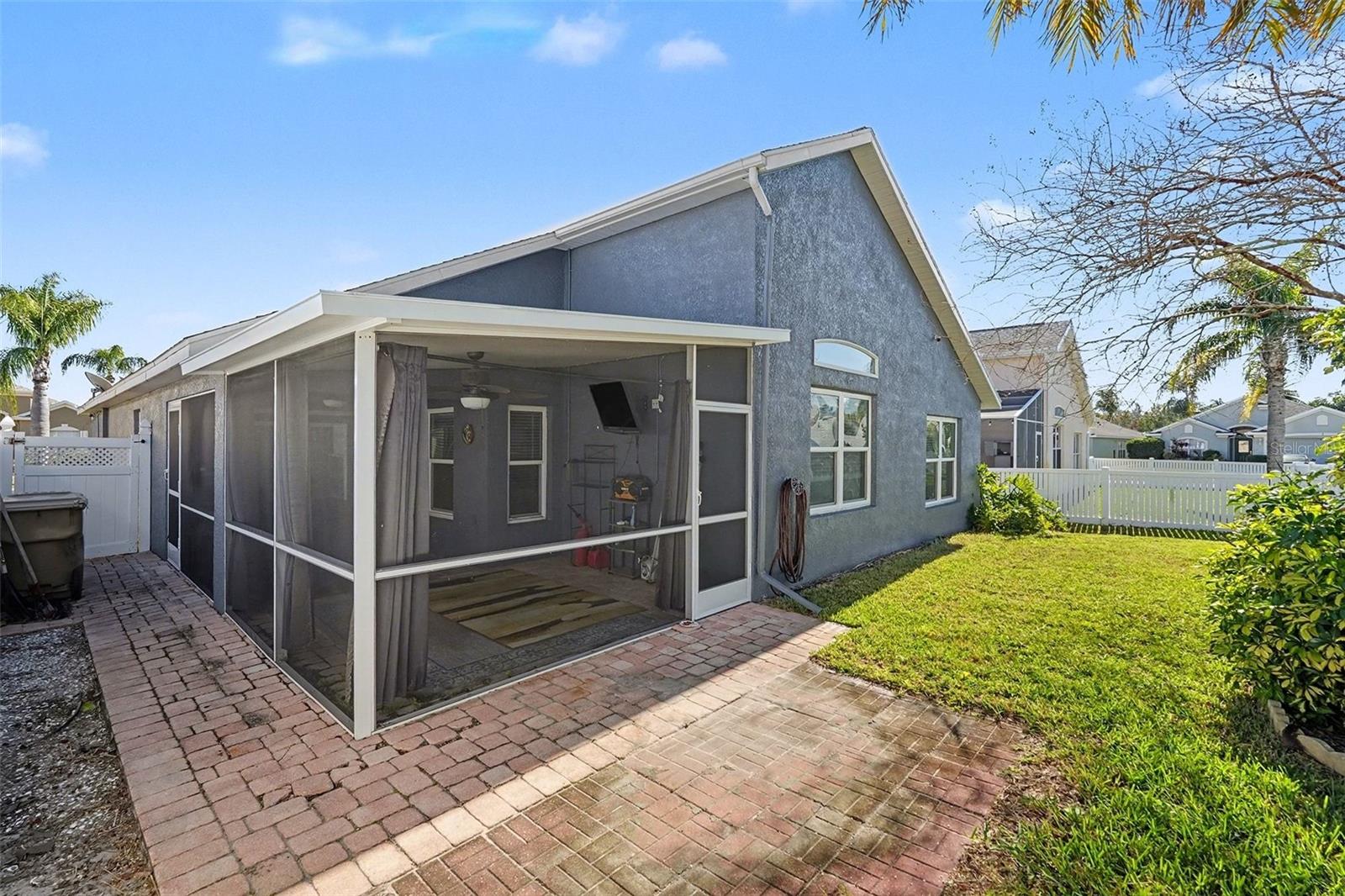 Image 24 of 29 For 2521 Arrowpointe Drive