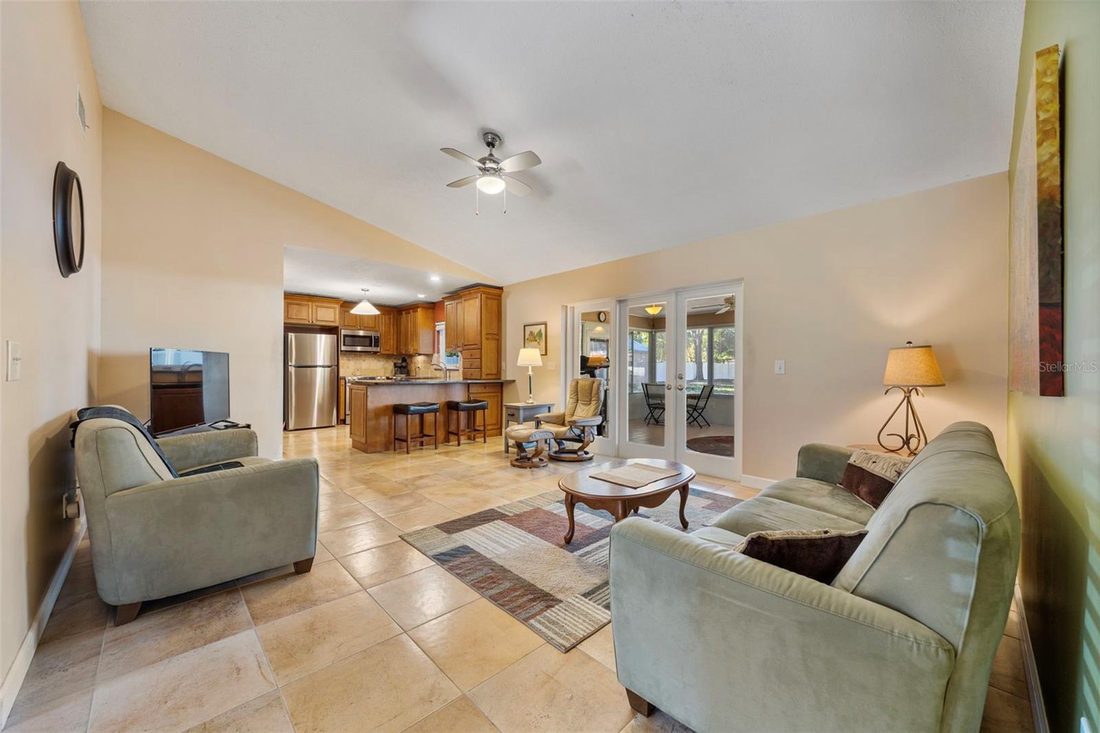 Image 4 of 41 For 402 Wedgefield Place