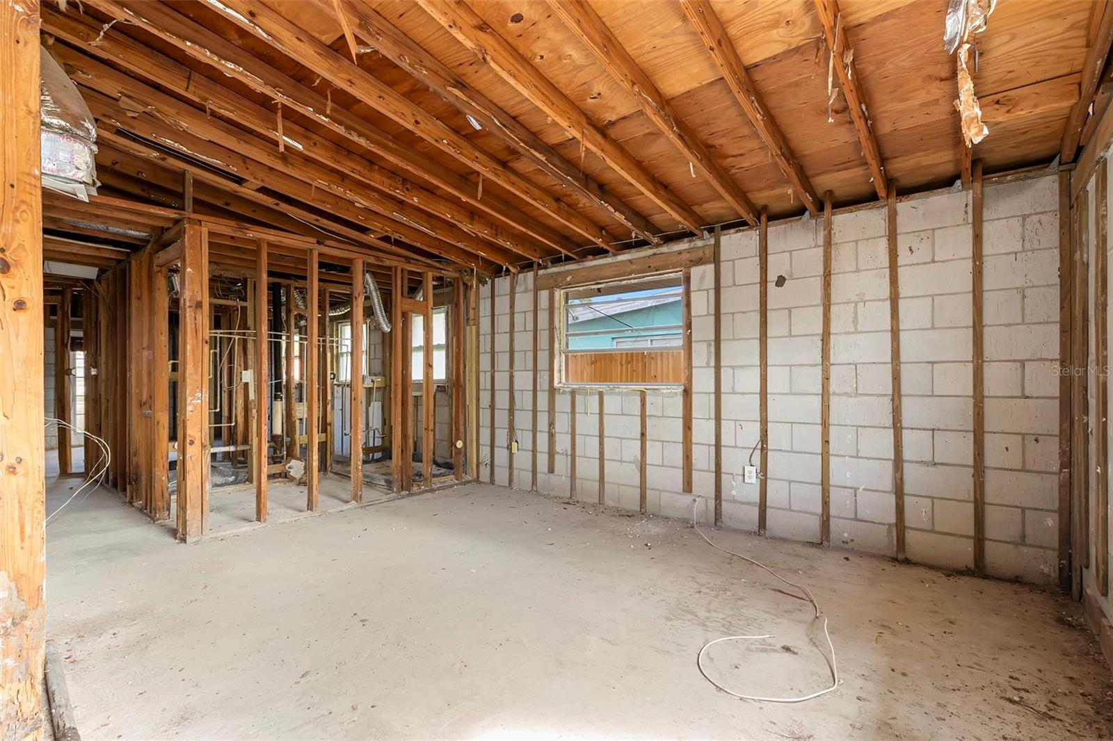 Image 36 of 52 For 9208 River Cove Drive