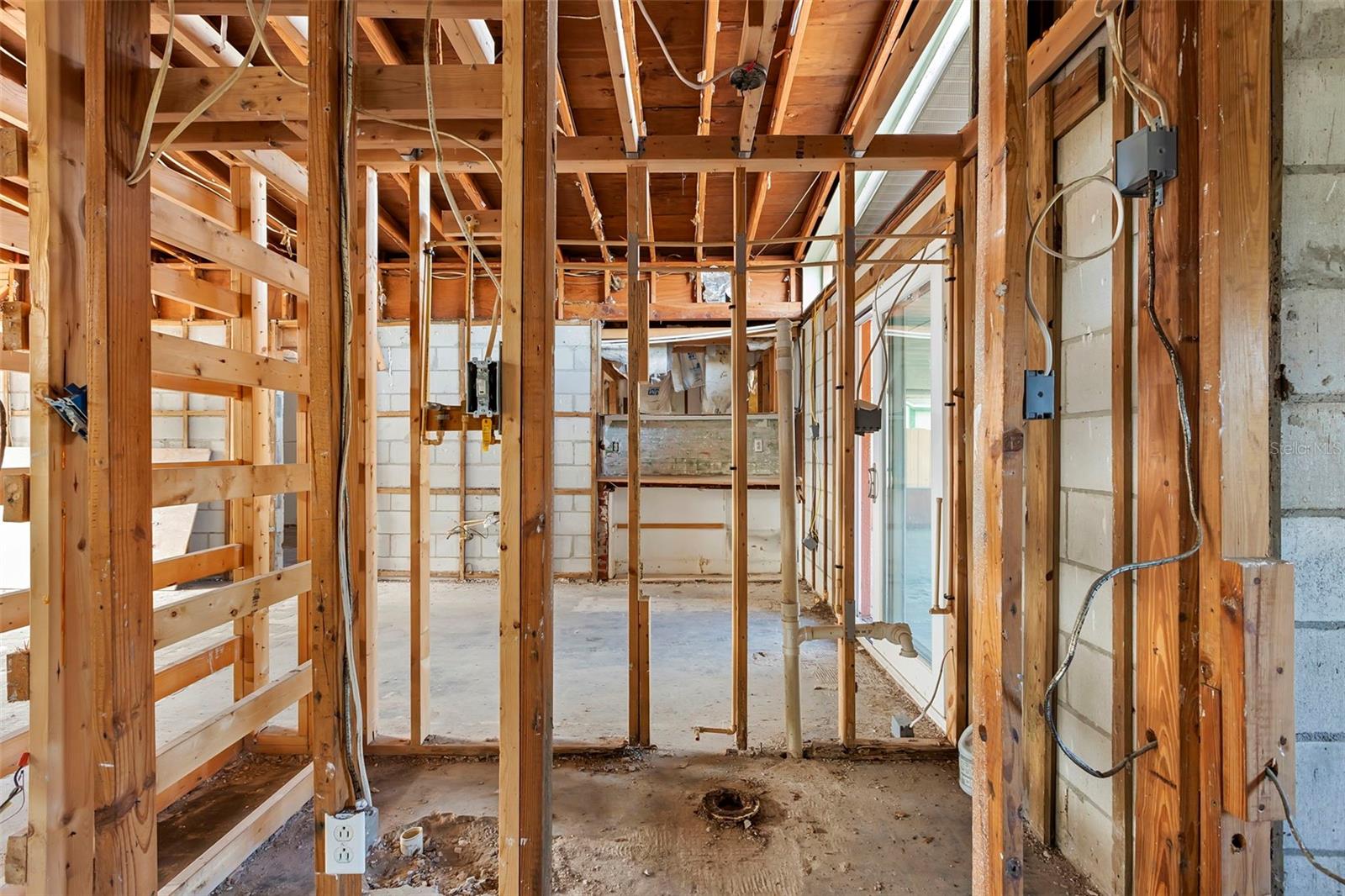 Image 43 of 52 For 9208 River Cove Drive