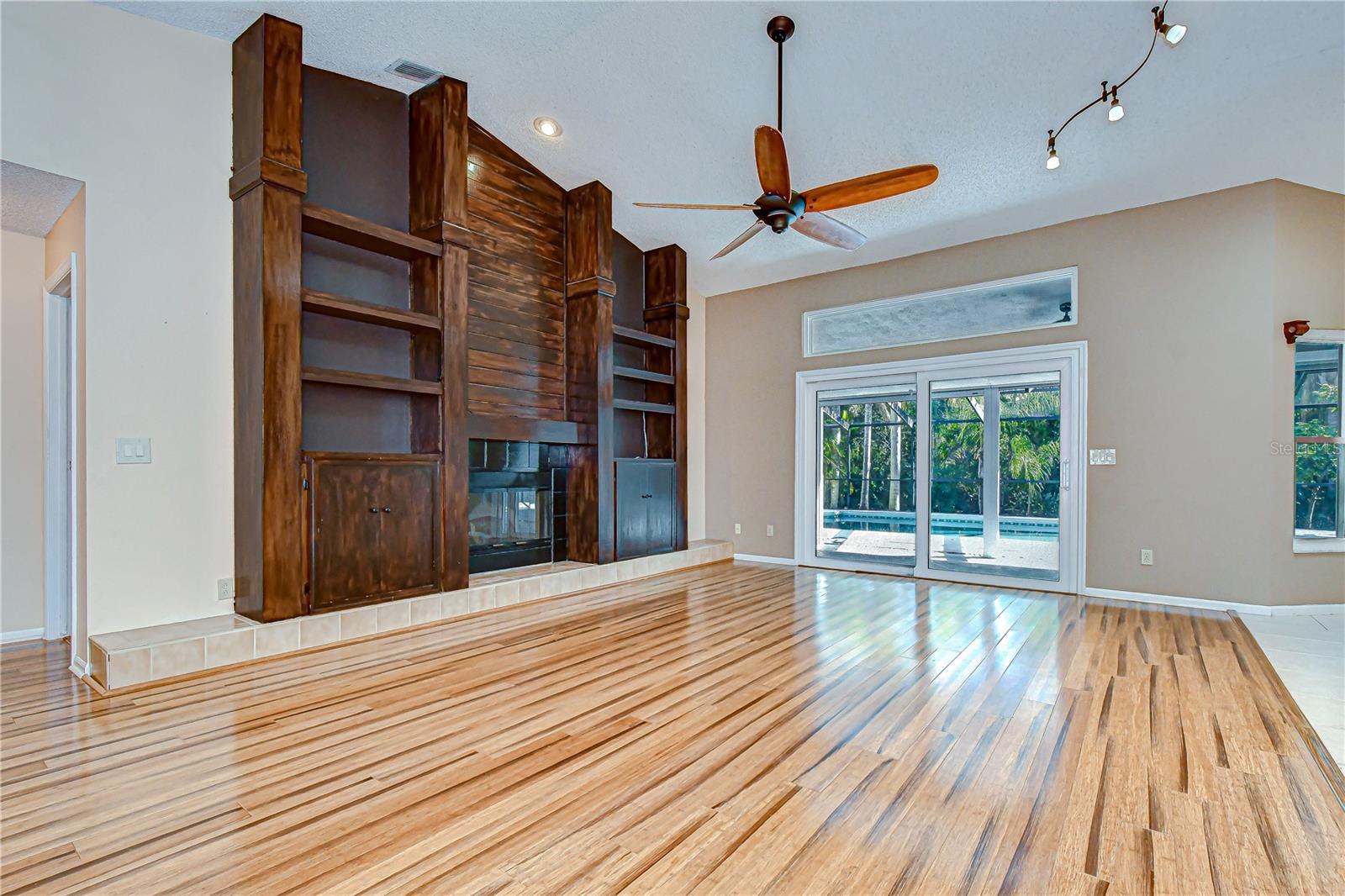 Image 10 of 40 For 11718 Spanish Lake Drive