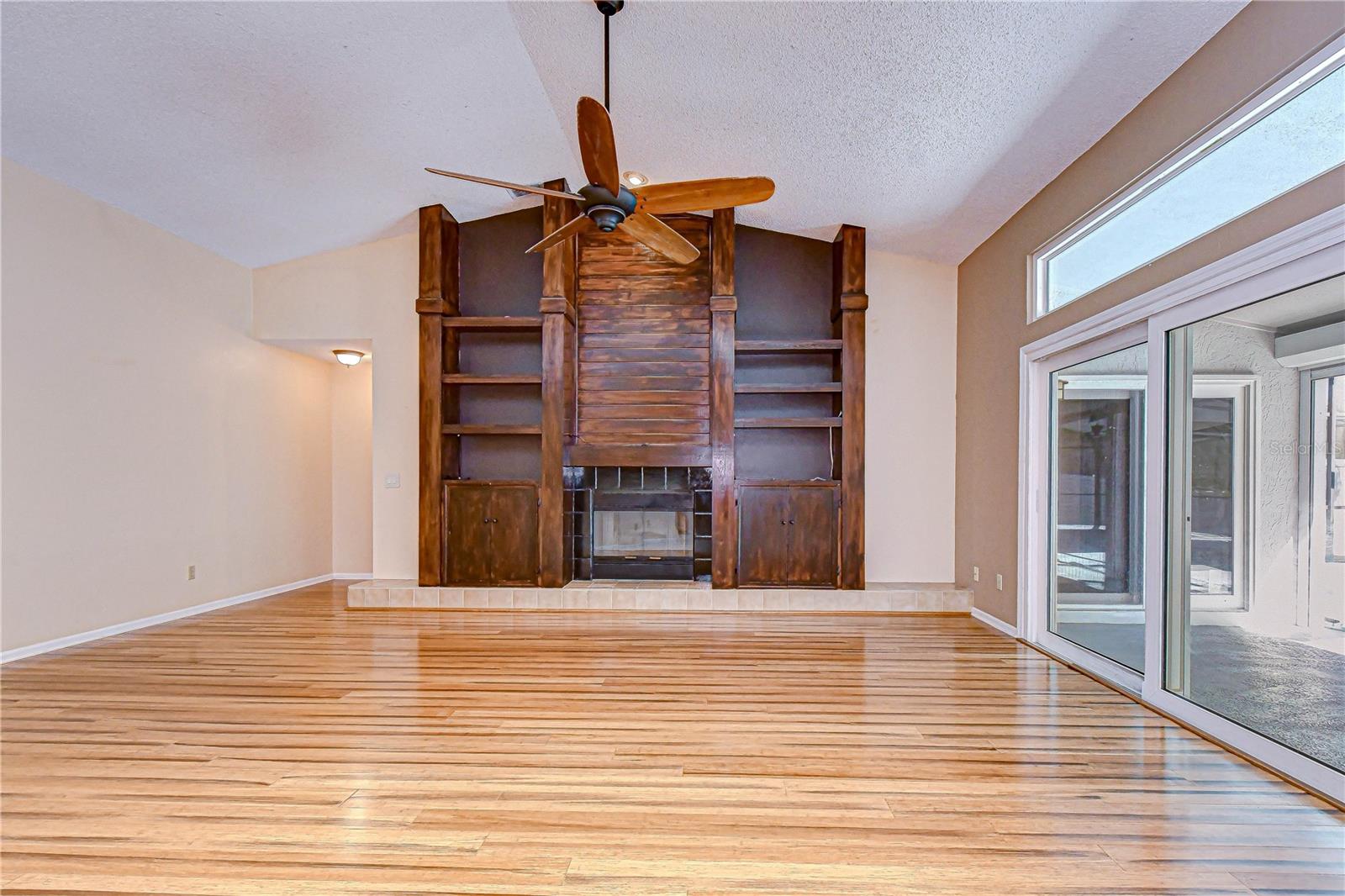 Image 11 of 40 For 11718 Spanish Lake Drive