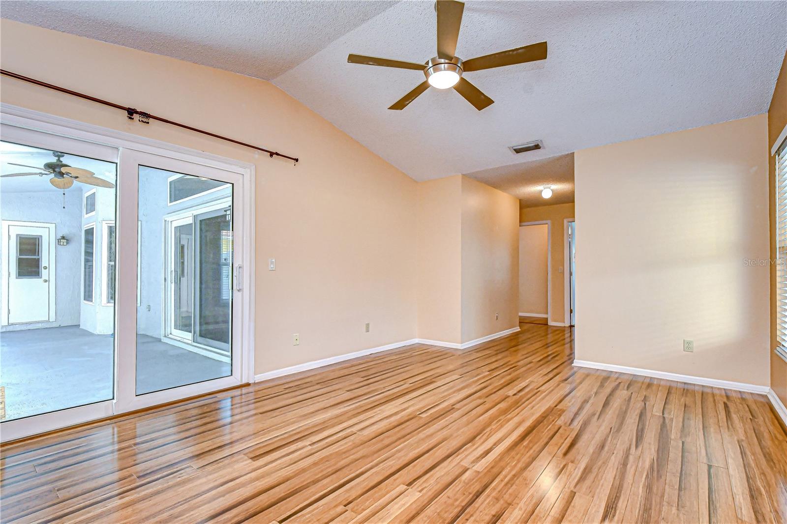 Image 17 of 40 For 11718 Spanish Lake Drive