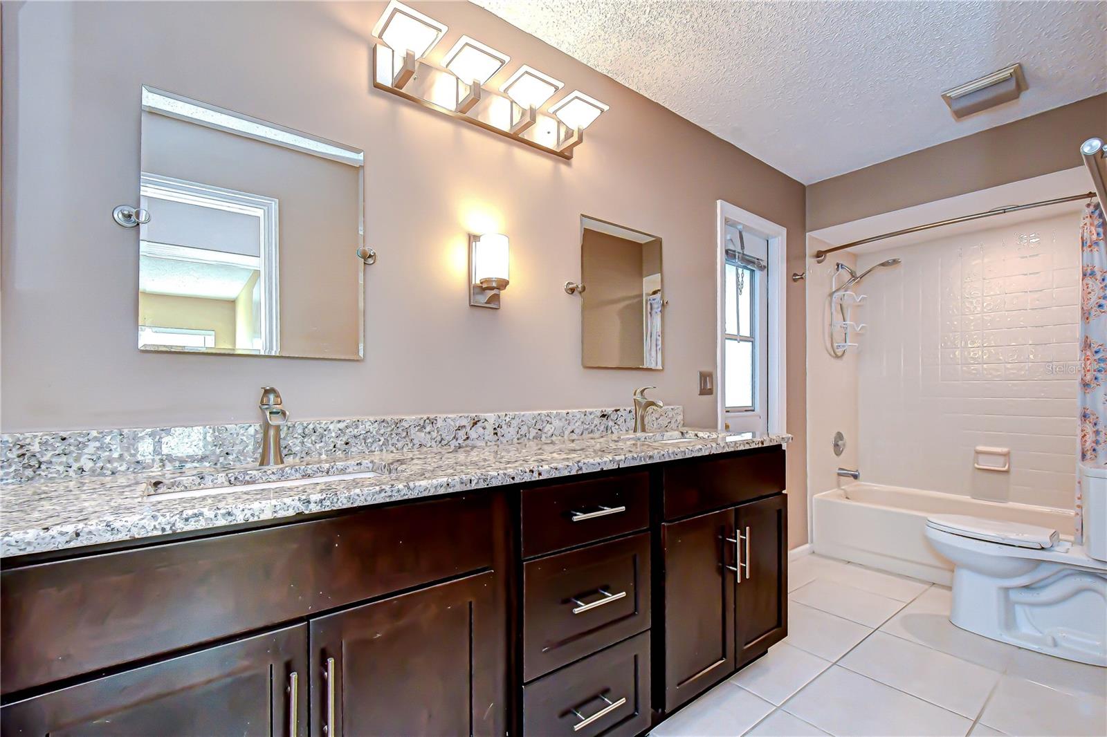 Image 25 of 40 For 11718 Spanish Lake Drive