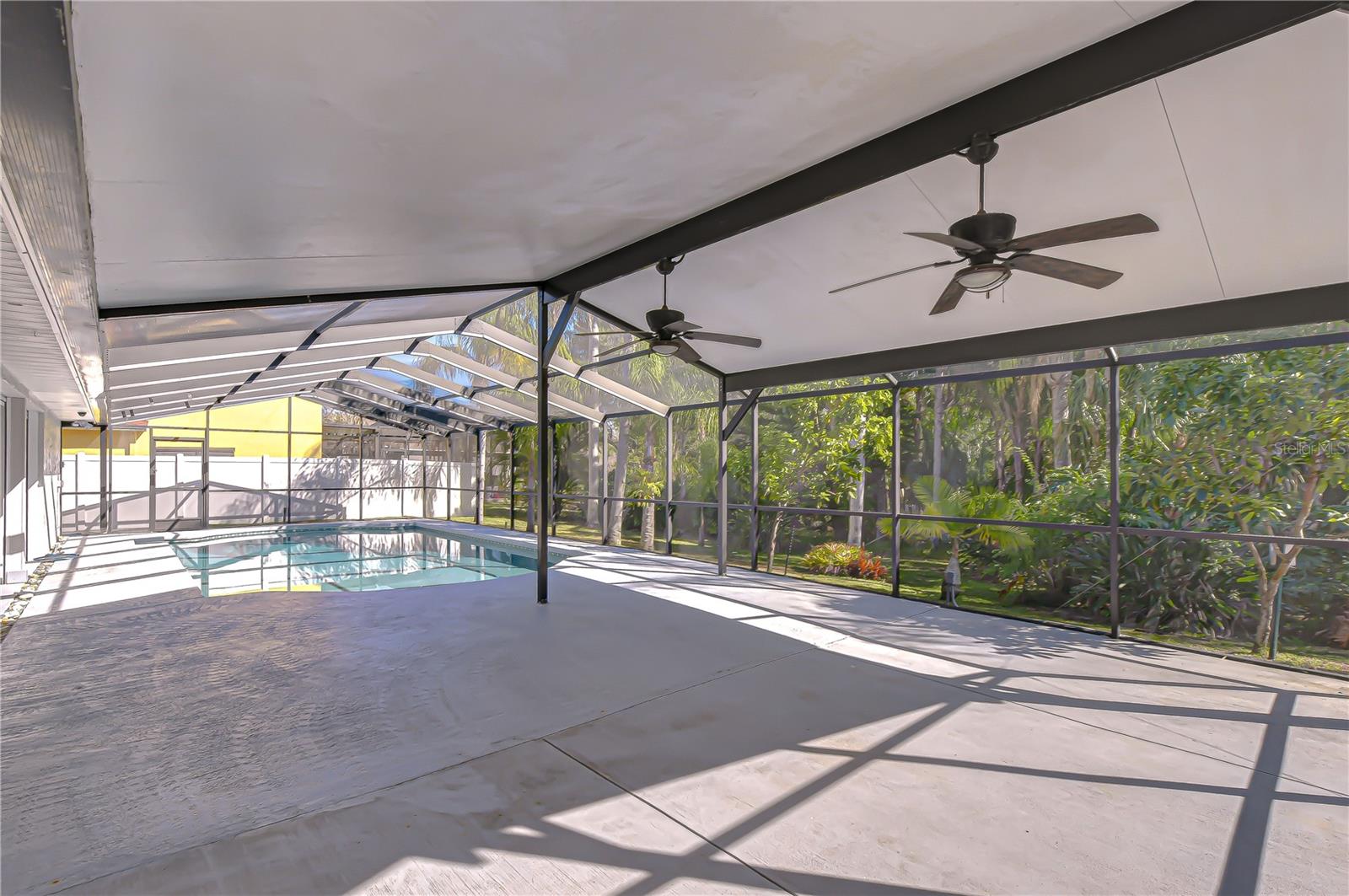 Image 29 of 40 For 11718 Spanish Lake Drive