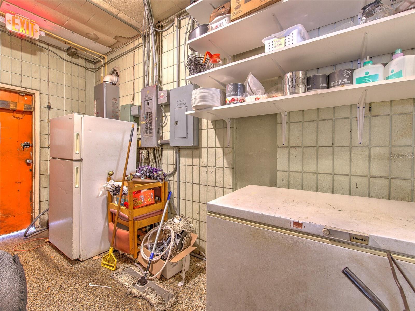 Image 21 of 35 For 8001 301 Highway