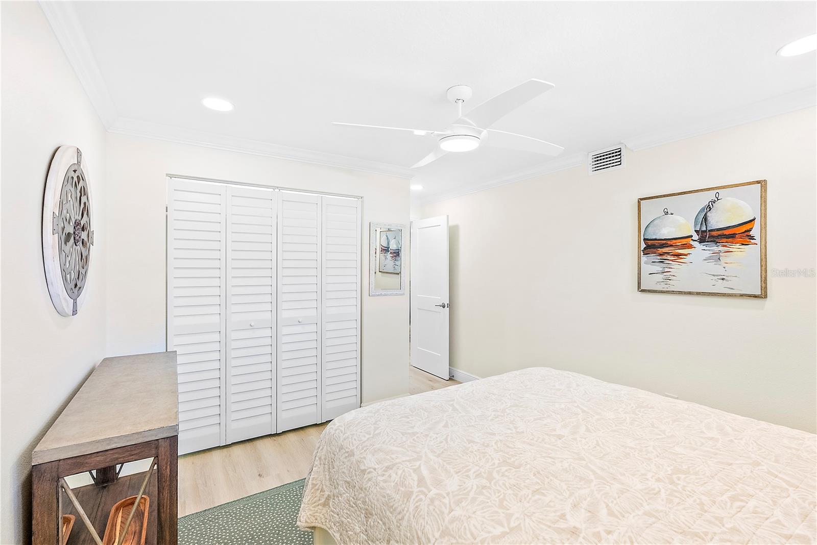 Image 15 of 38 For 9433 Harbor Greens Way 306