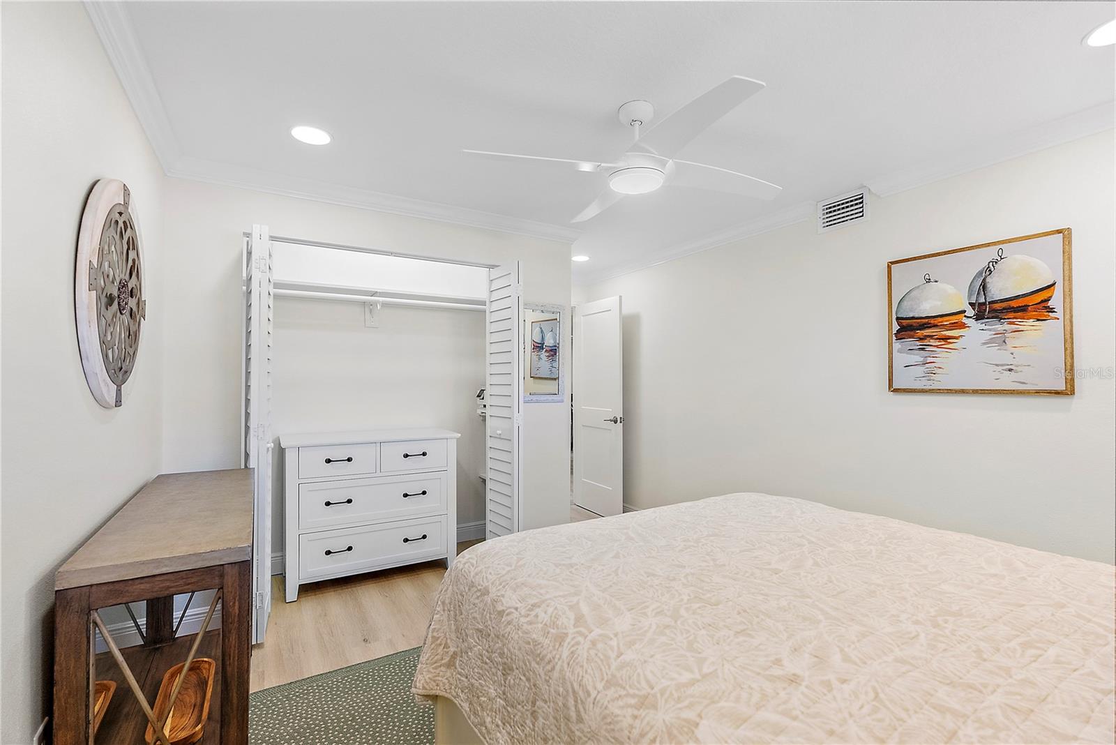 Image 16 of 38 For 9433 Harbor Greens Way 306