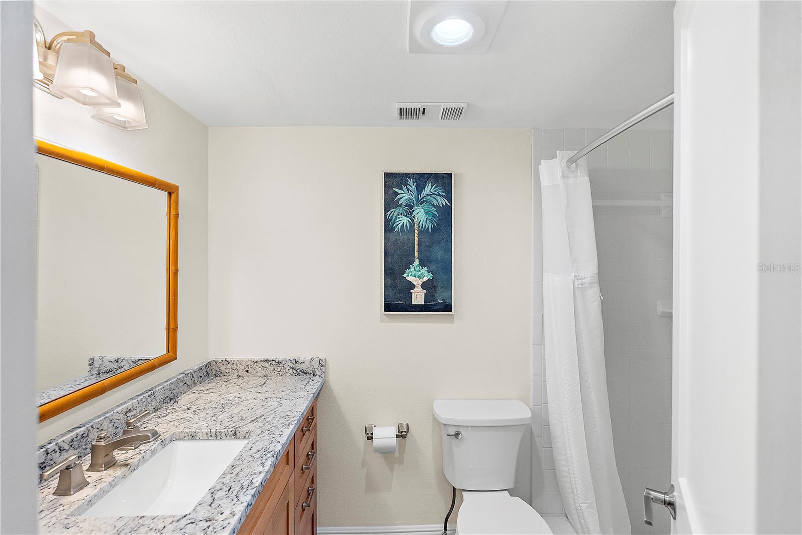 Image 18 of 38 For 9433 Harbor Greens Way 306