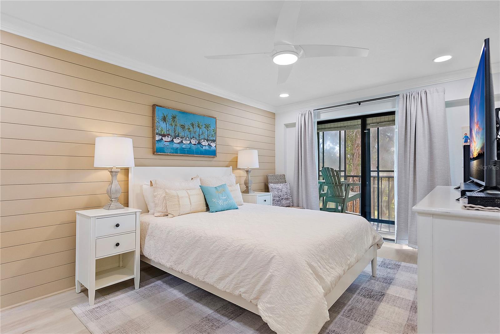 Image 24 of 38 For 9433 Harbor Greens Way 306