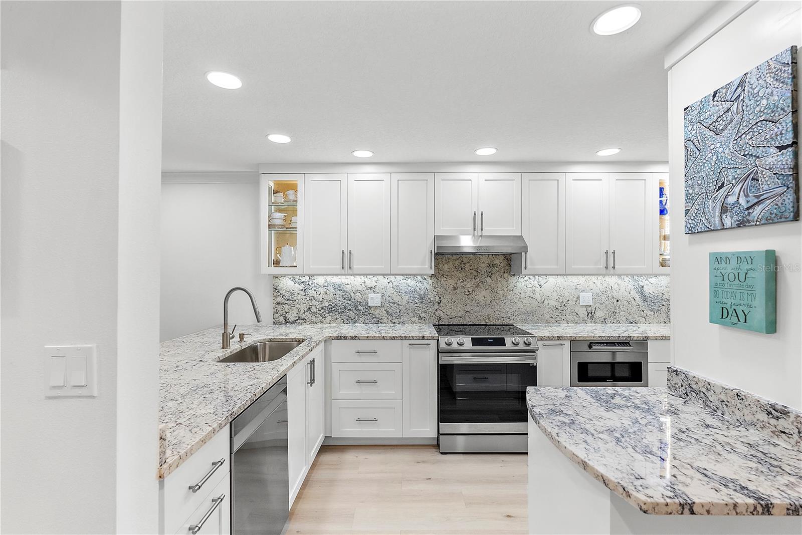 Image 3 of 38 For 9433 Harbor Greens Way 306