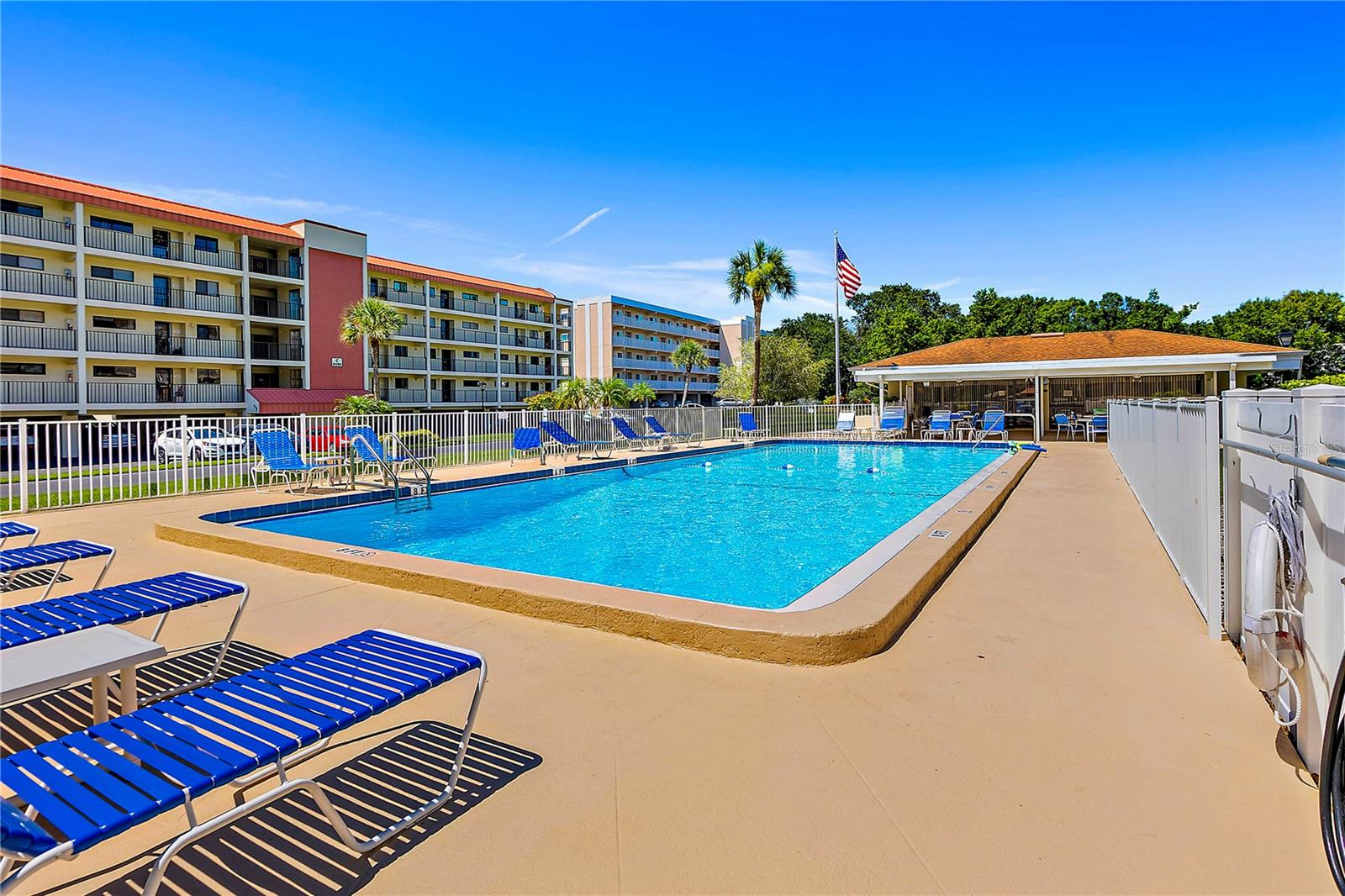 Image 31 of 38 For 9433 Harbor Greens Way 306