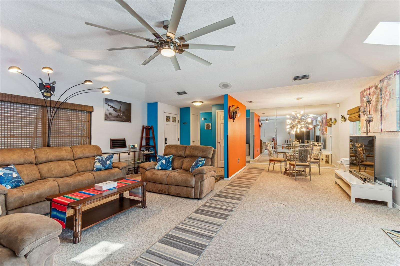 Image 15 of 51 For 4110 Bank Avenue