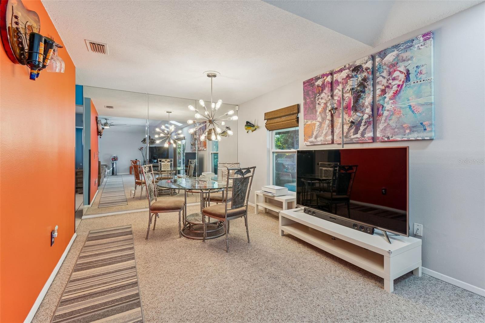 Image 19 of 51 For 4110 Bank Avenue