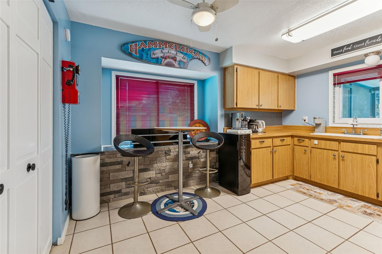 Image 24 of 51 For 4110 Bank Avenue