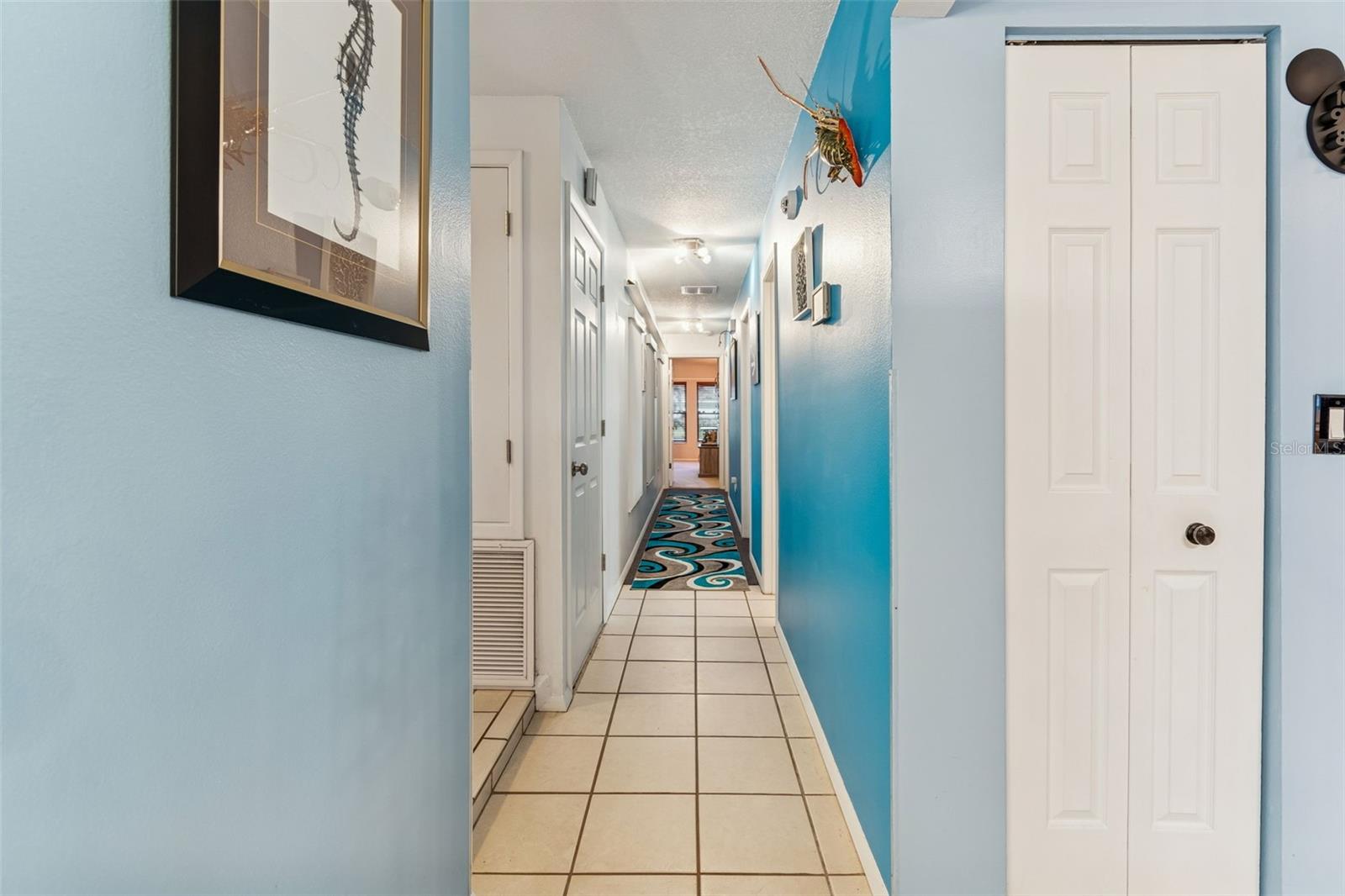 Image 26 of 51 For 4110 Bank Avenue