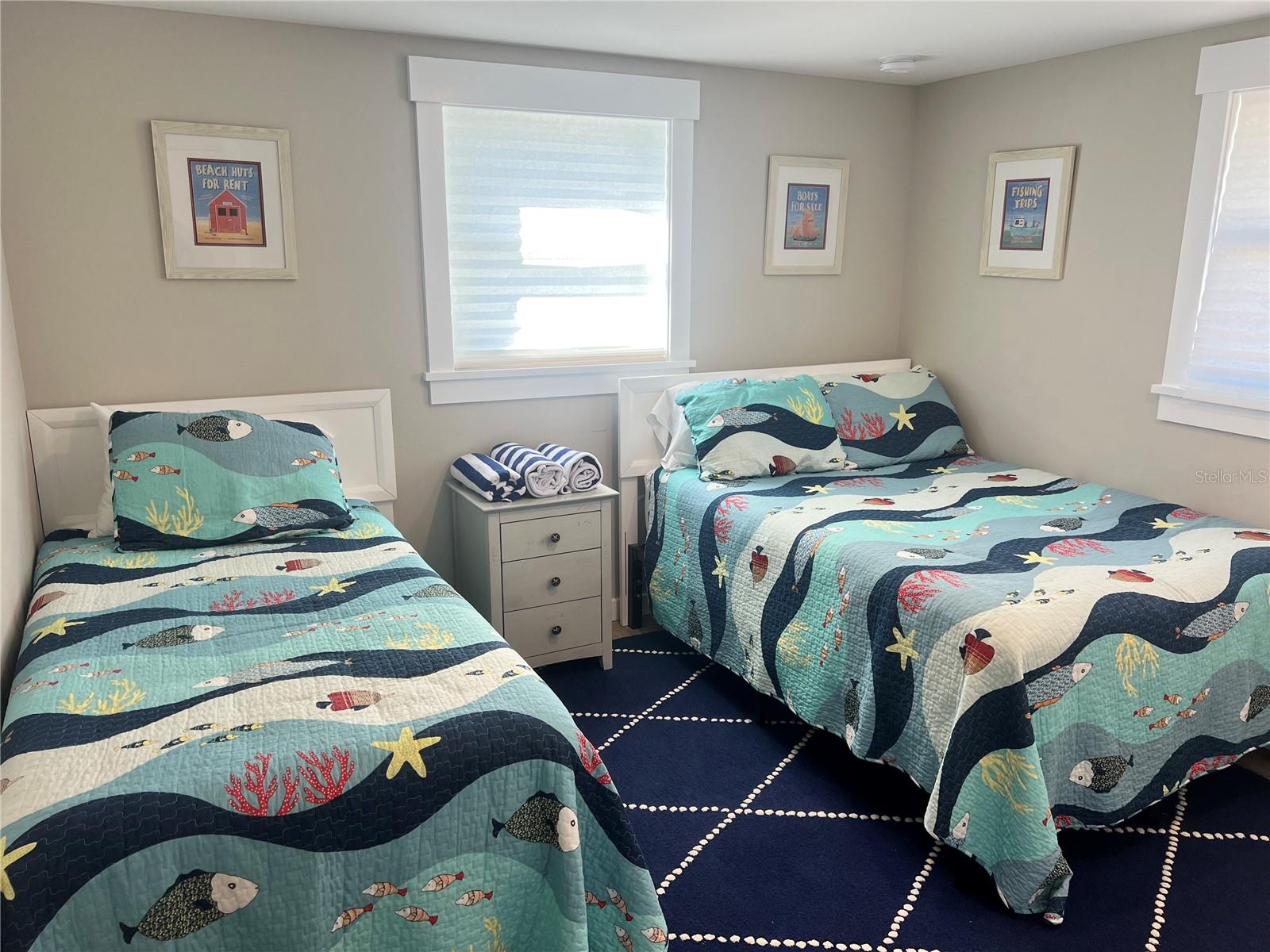 Image 12 of 14 For 6020 Midnight Pass Road 54