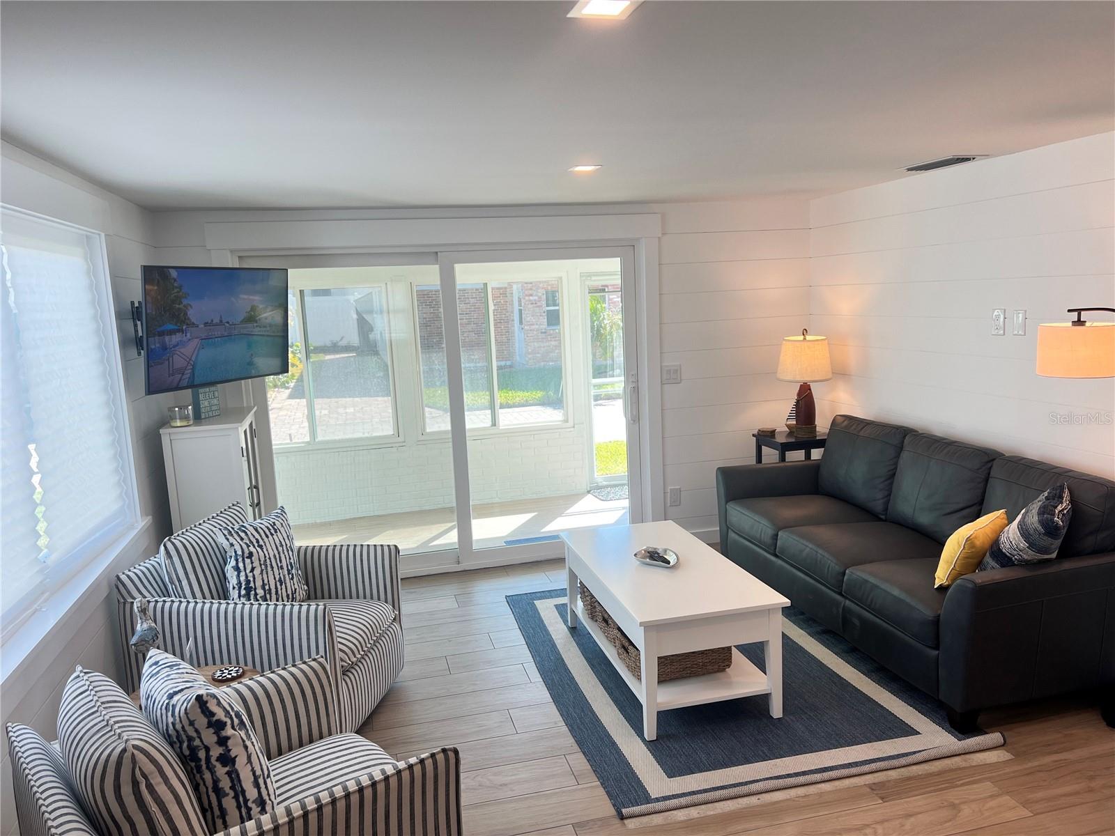 Image 3 of 14 For 6020 Midnight Pass Road 54