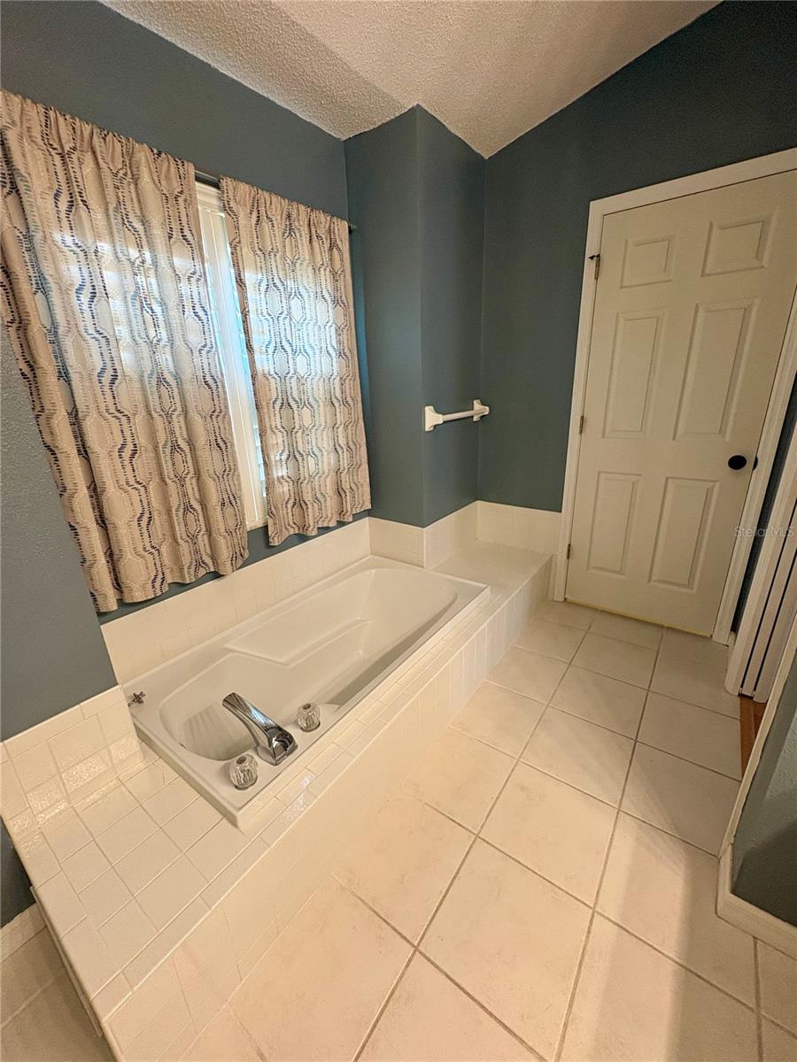 Image 19 of 33 For 7445 Mulligan Court