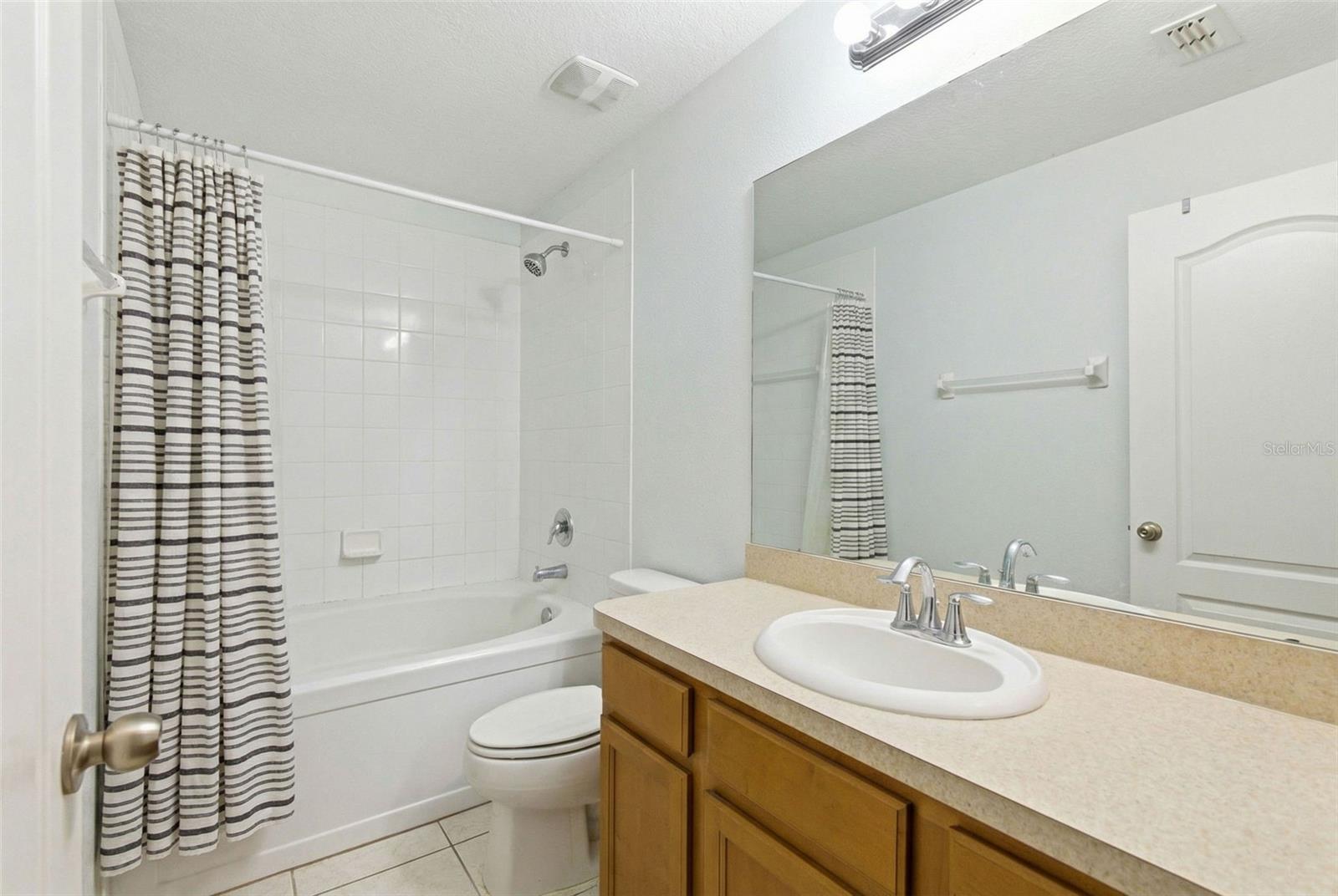 Image 20 of 52 For 37548 Daliha Terrace