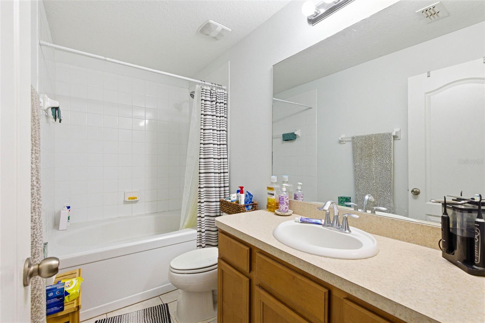 Image 21 of 52 For 37548 Daliha Terrace