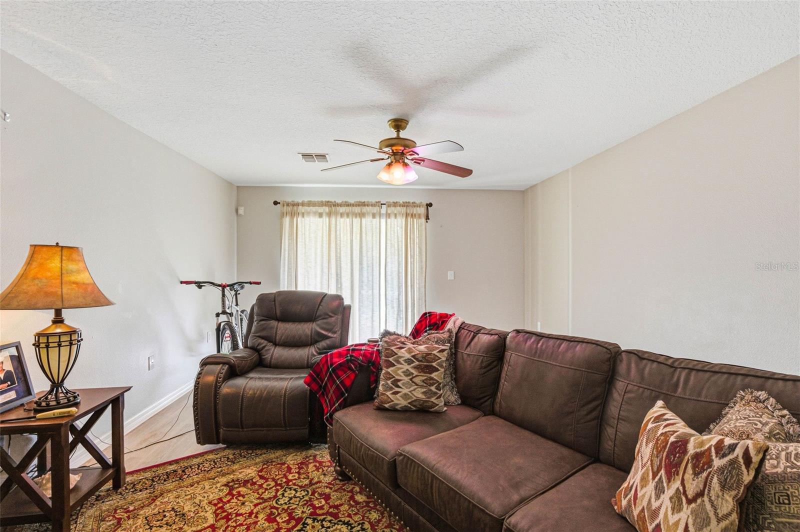 Image 31 of 52 For 37548 Daliha Terrace