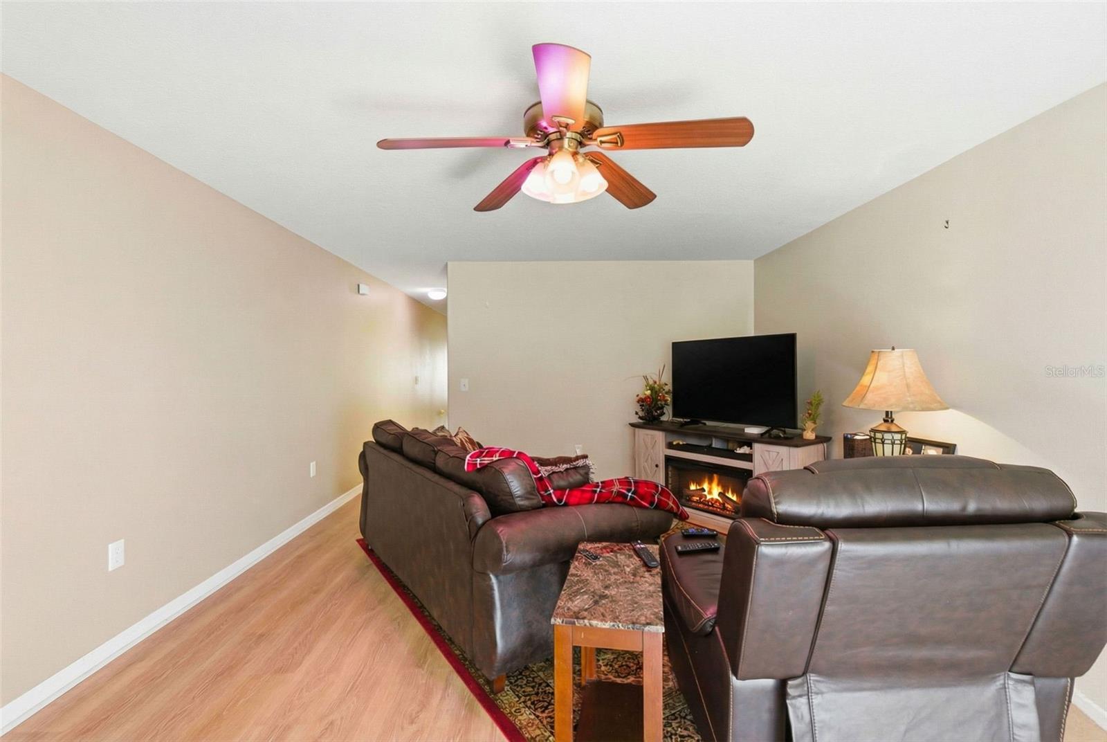 Image 33 of 52 For 37548 Daliha Terrace