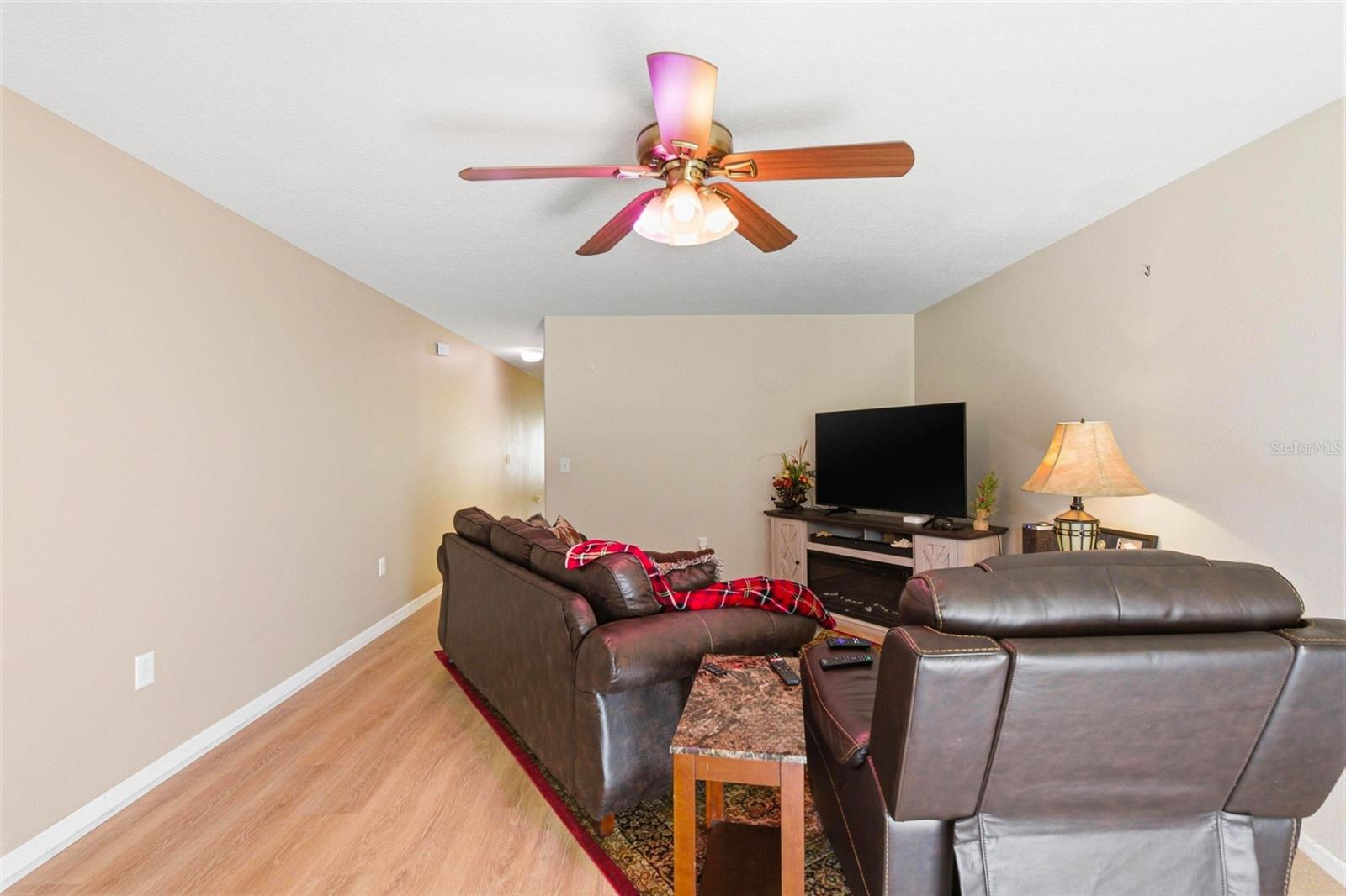 Image 34 of 52 For 37548 Daliha Terrace