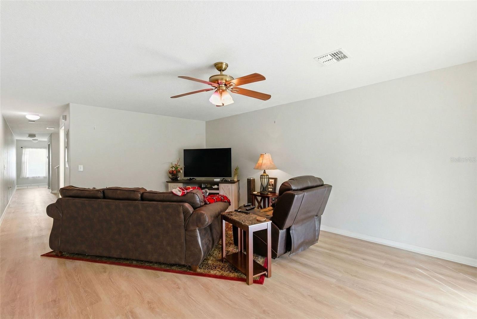 Image 35 of 52 For 37548 Daliha Terrace