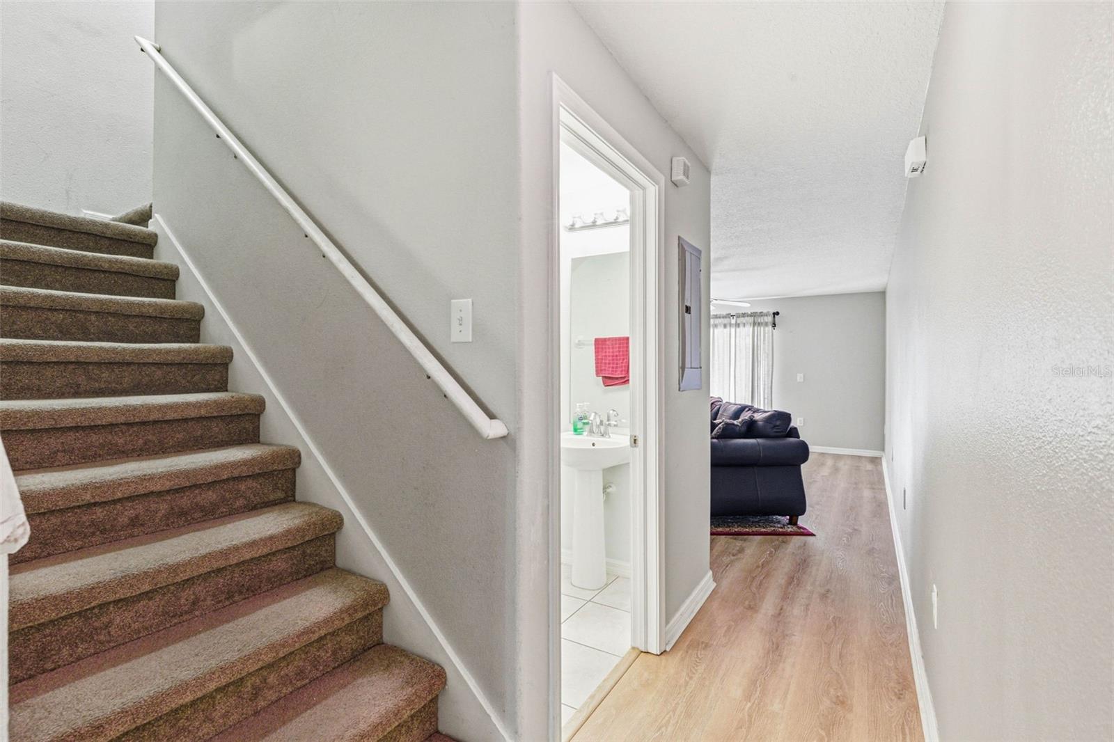 Image 43 of 52 For 37548 Daliha Terrace