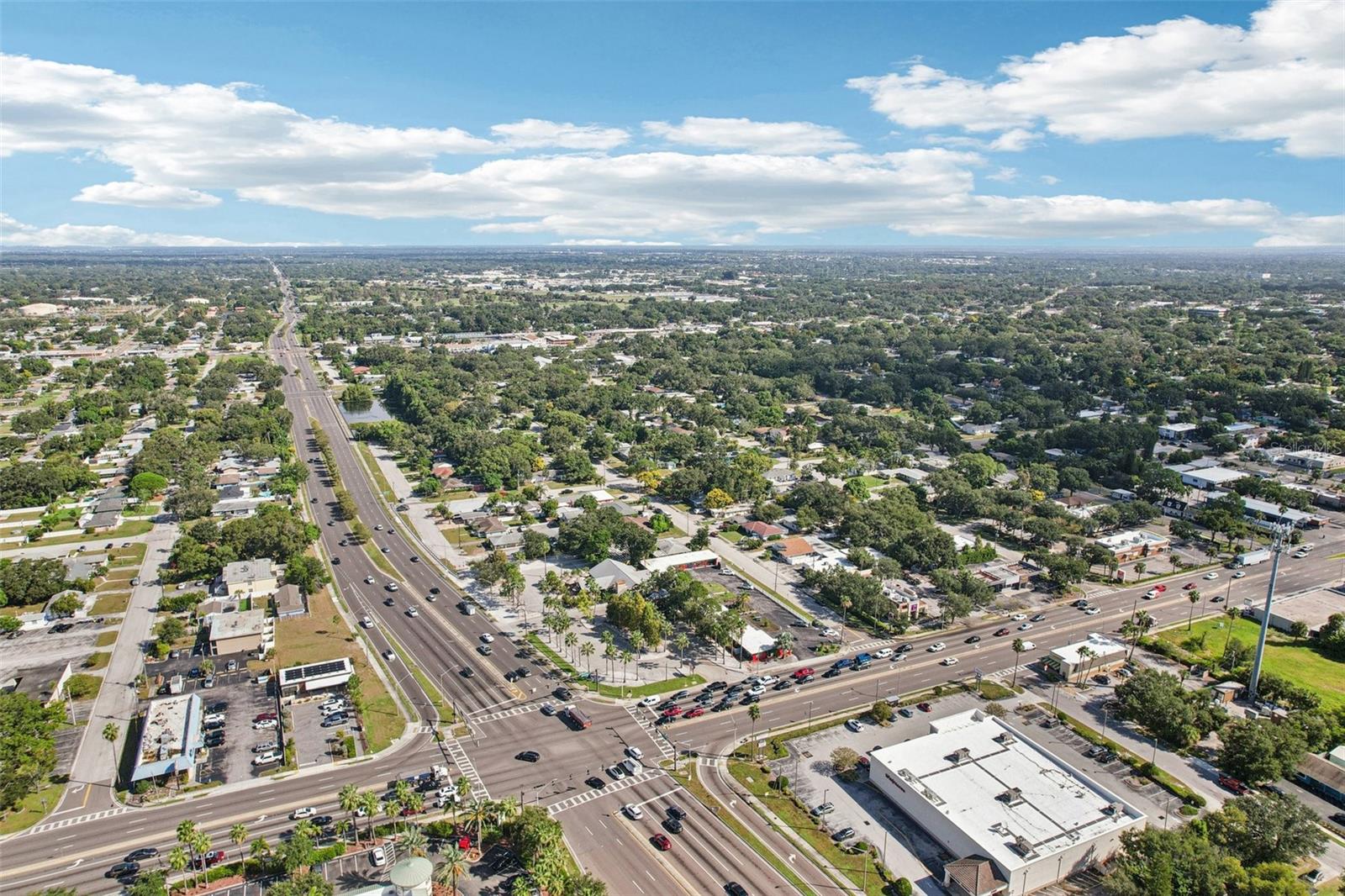 Listing photo id 54 for 405 Orion Avenue