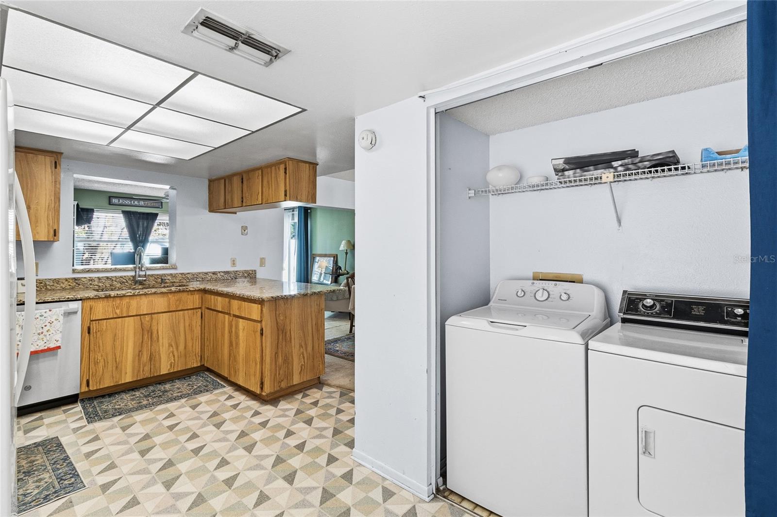 Image 14 of 34 For 7401 121st Terrace