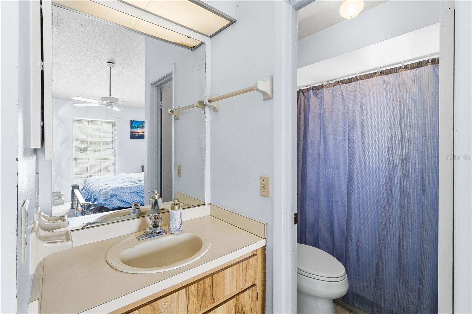 Image 21 of 34 For 7401 121st Terrace