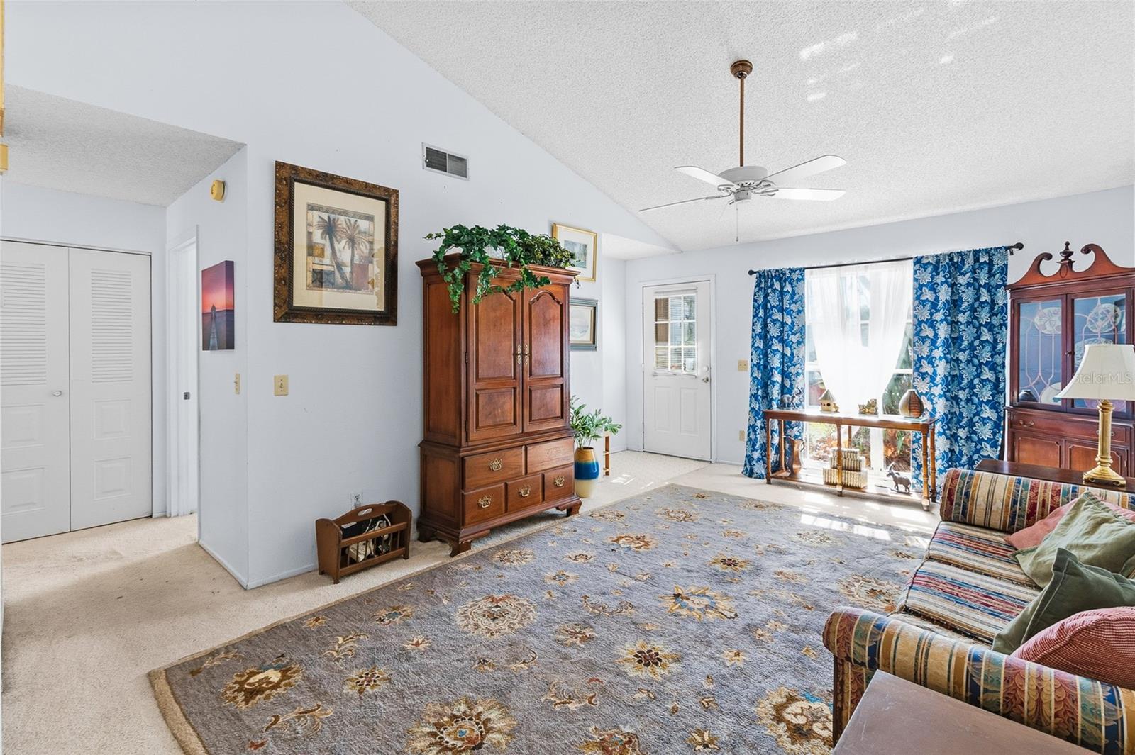 Image 5 of 34 For 7401 121st Terrace