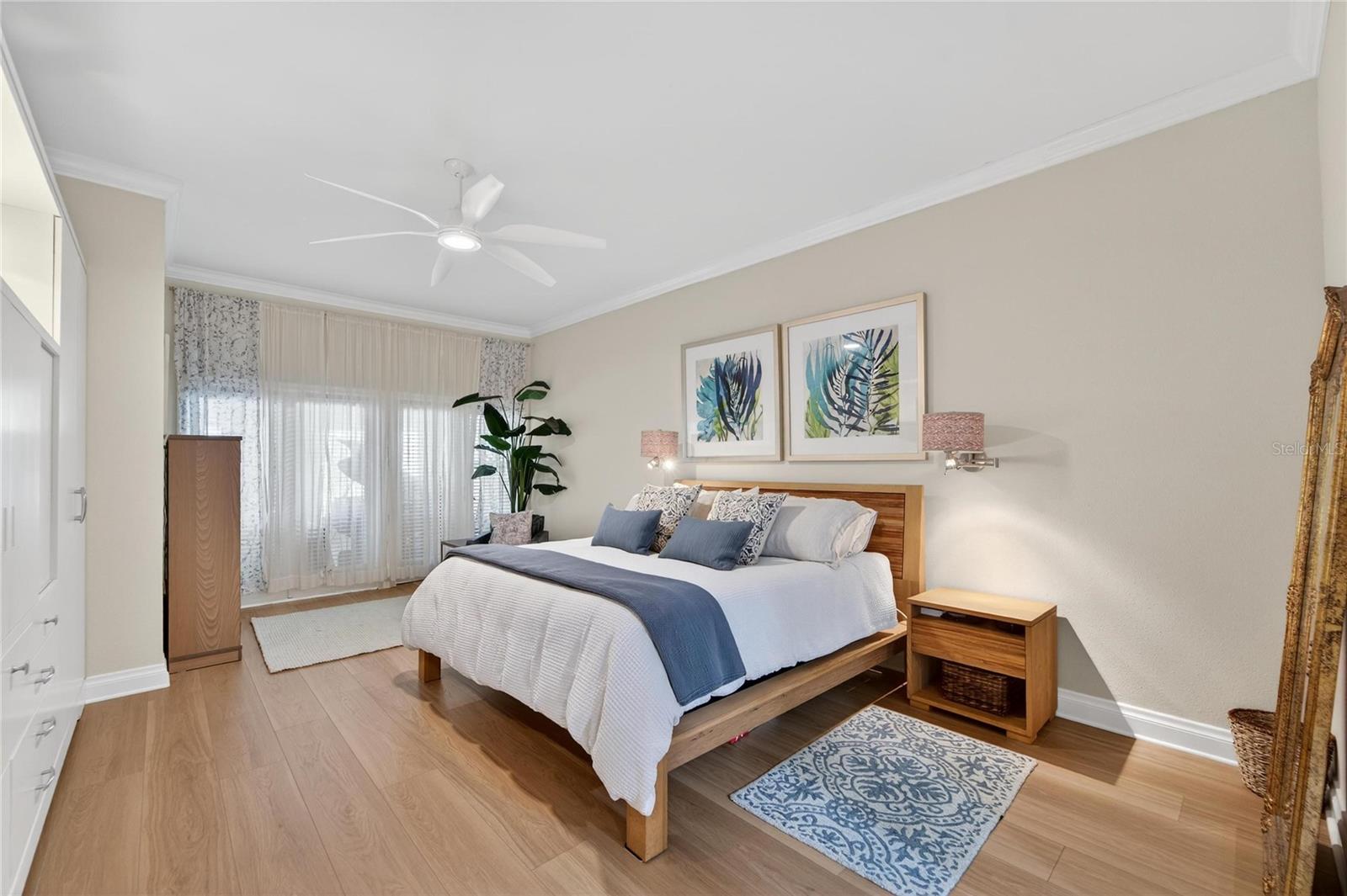 Listing photo id 23 for 1105 Flores De Avila