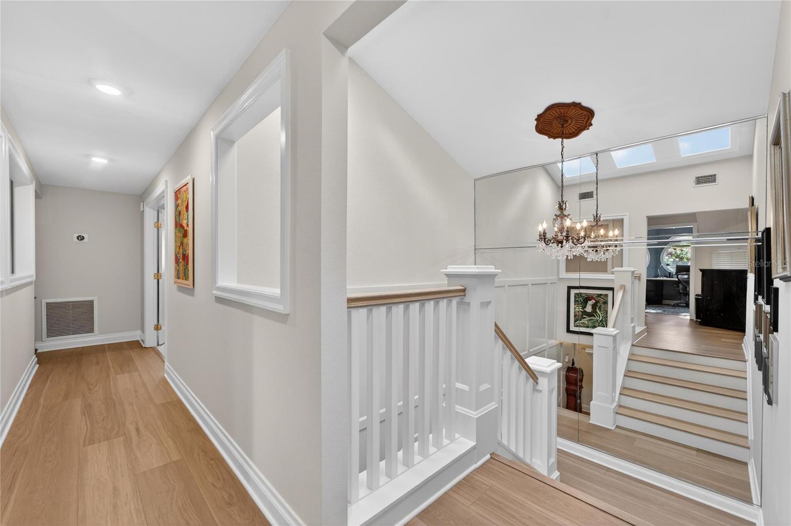 Listing photo id 35 for 1105 Flores De Avila