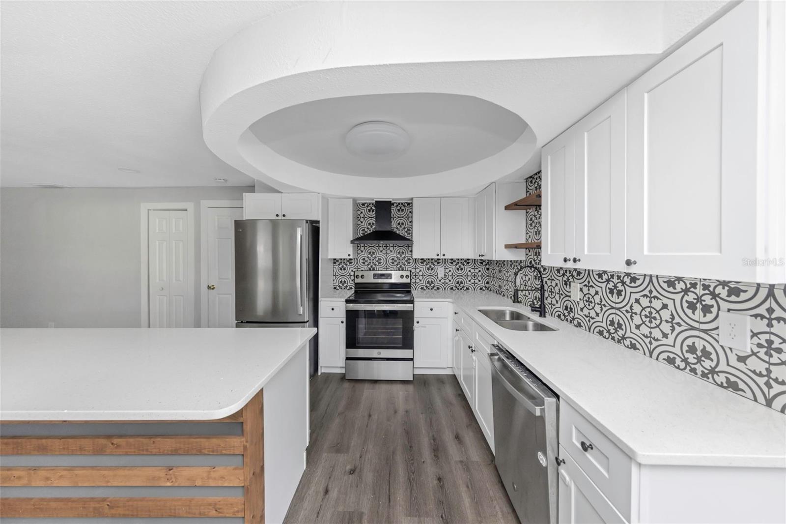 Image 3 of 27 For 1920 Highland Avenue