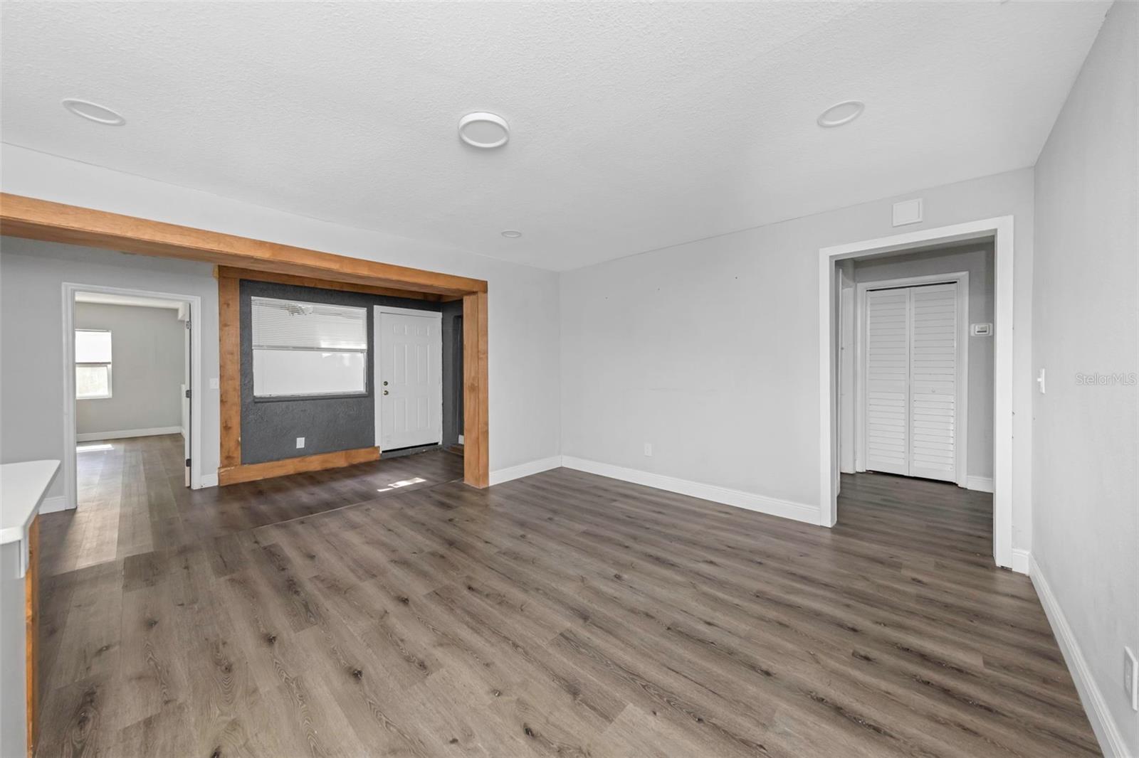 Image 6 of 27 For 1920 Highland Avenue