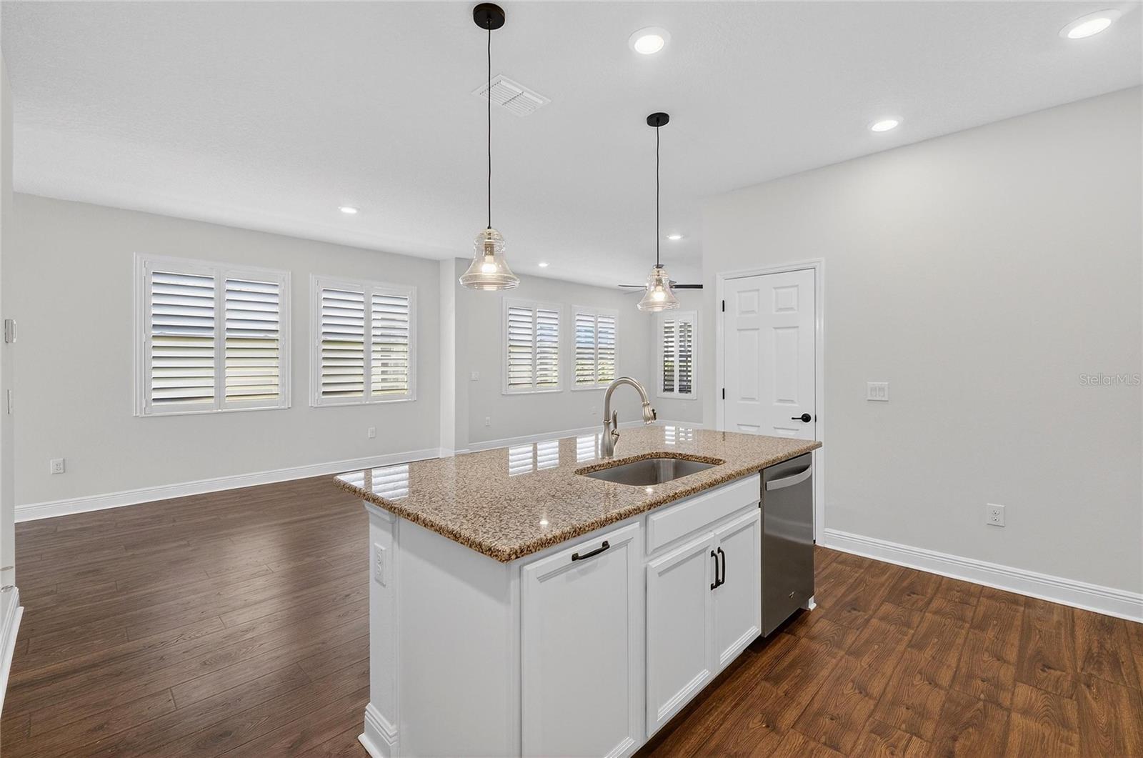 Image 8 of 35 For 13890 Kingfisher Glen Drive