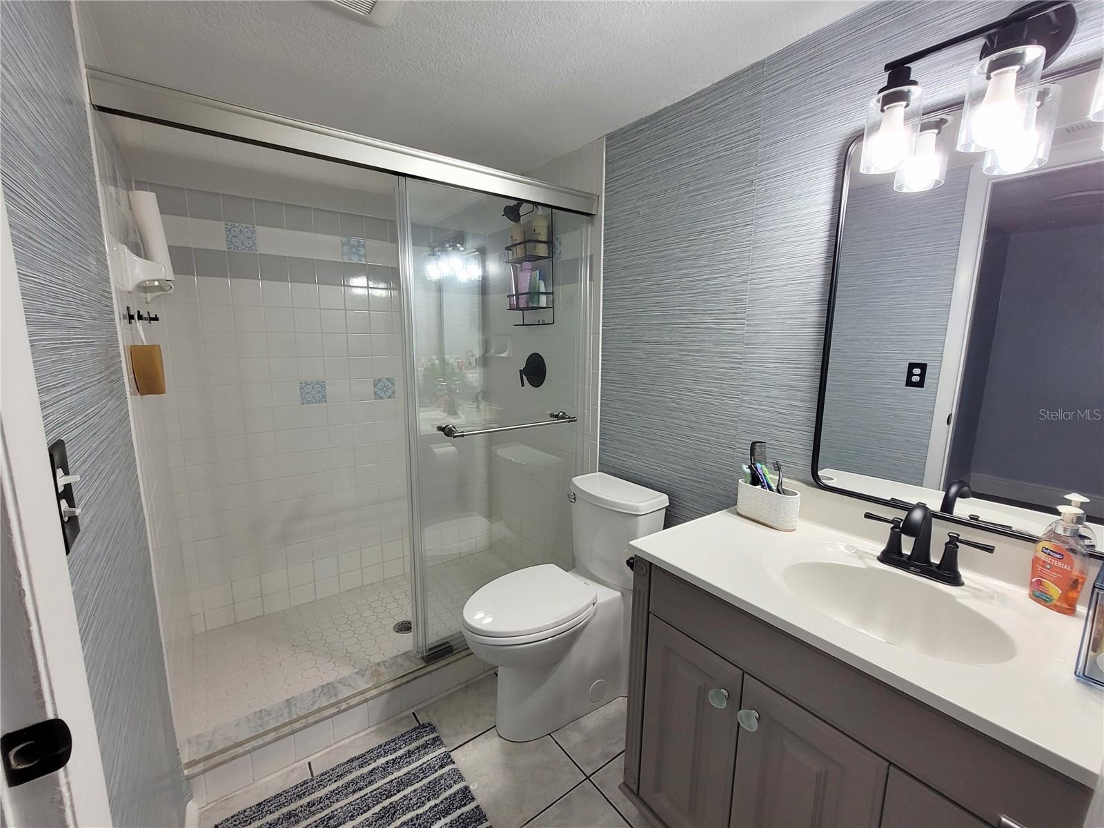 Image 20 of 33 For 1005 Bayshore Boulevard 102