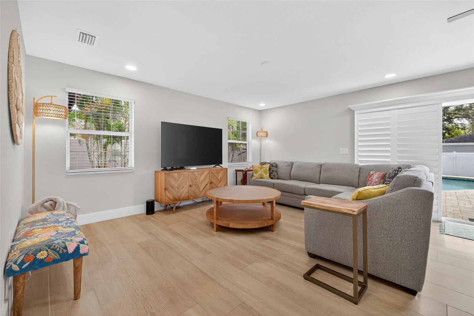 Image 16 of 45 For 336 87th Avenue Ne