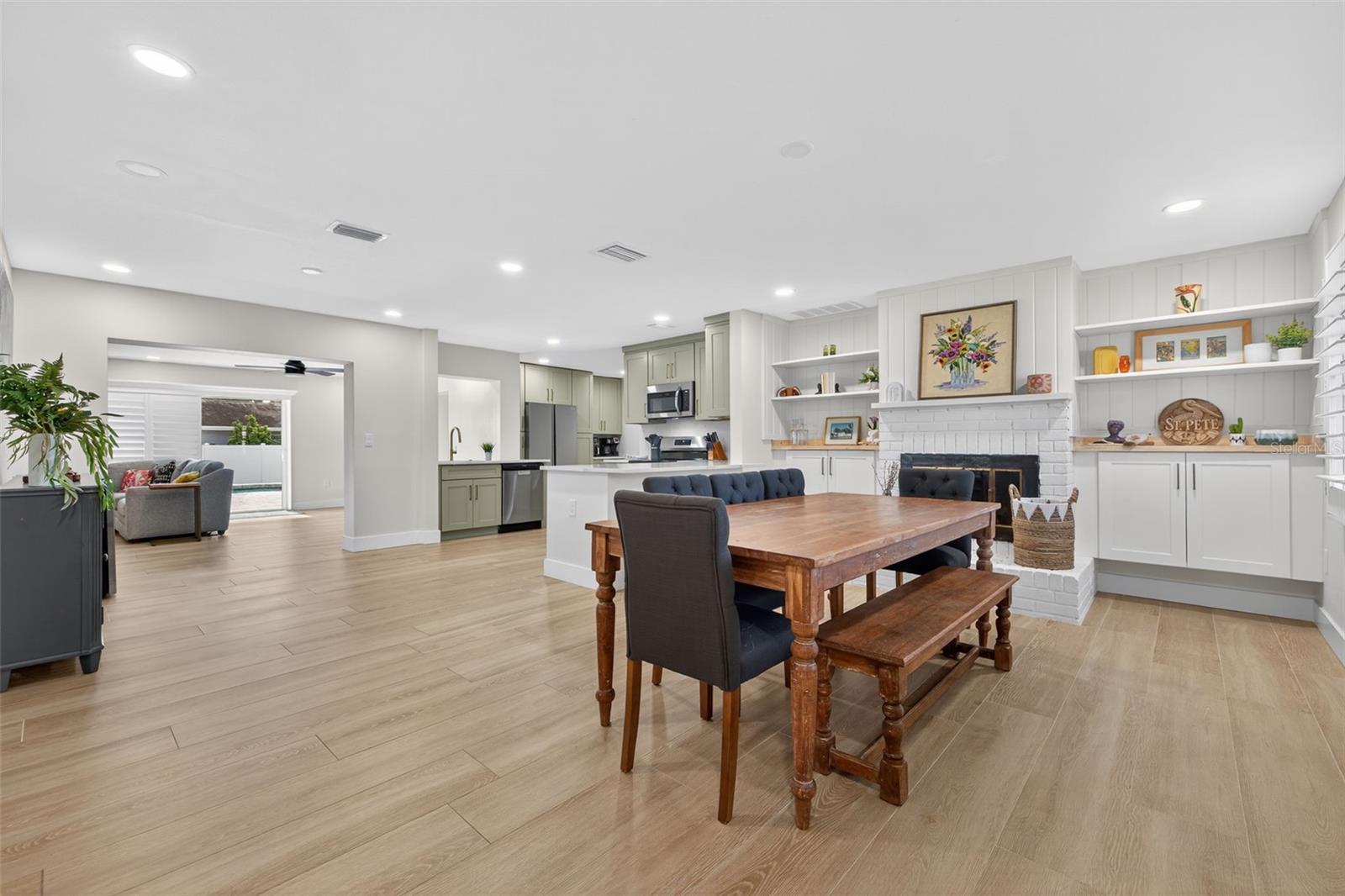 Image 6 of 45 For 336 87th Avenue Ne